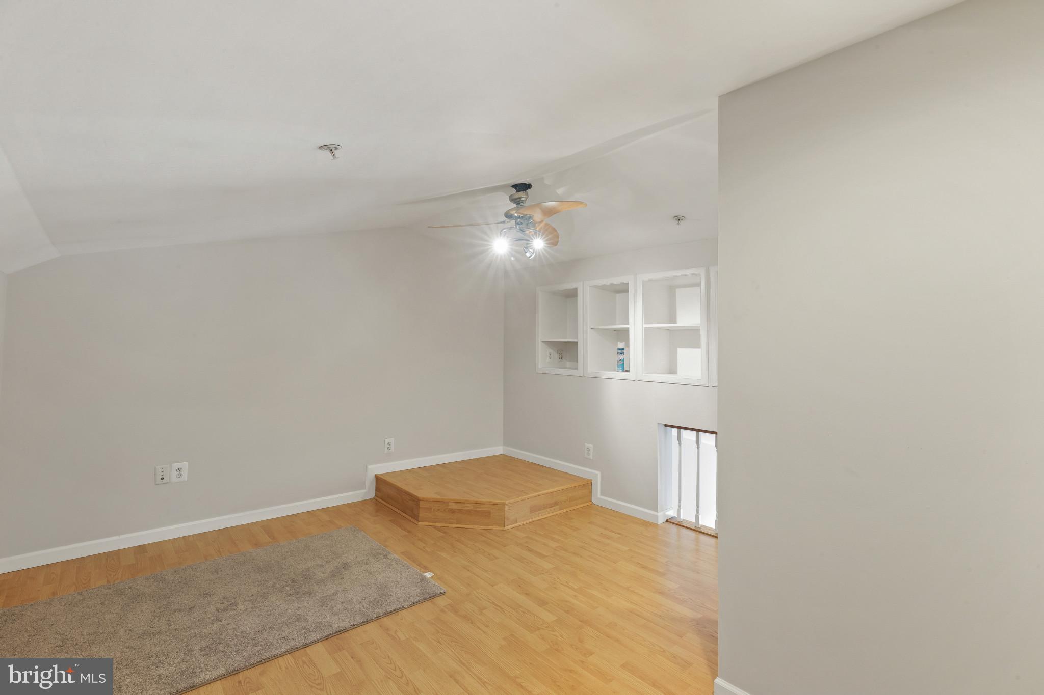 BELMONT STATION - Residential