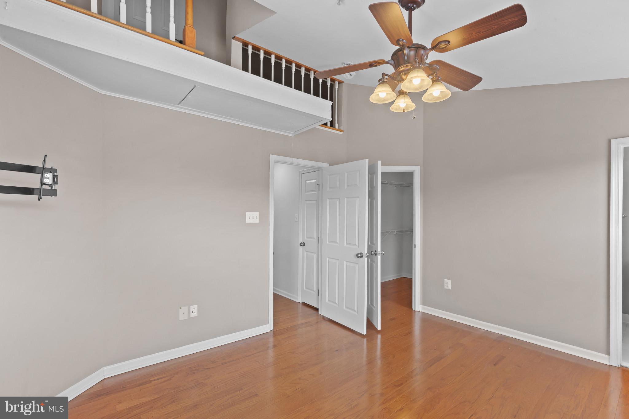 BELMONT STATION - Residential