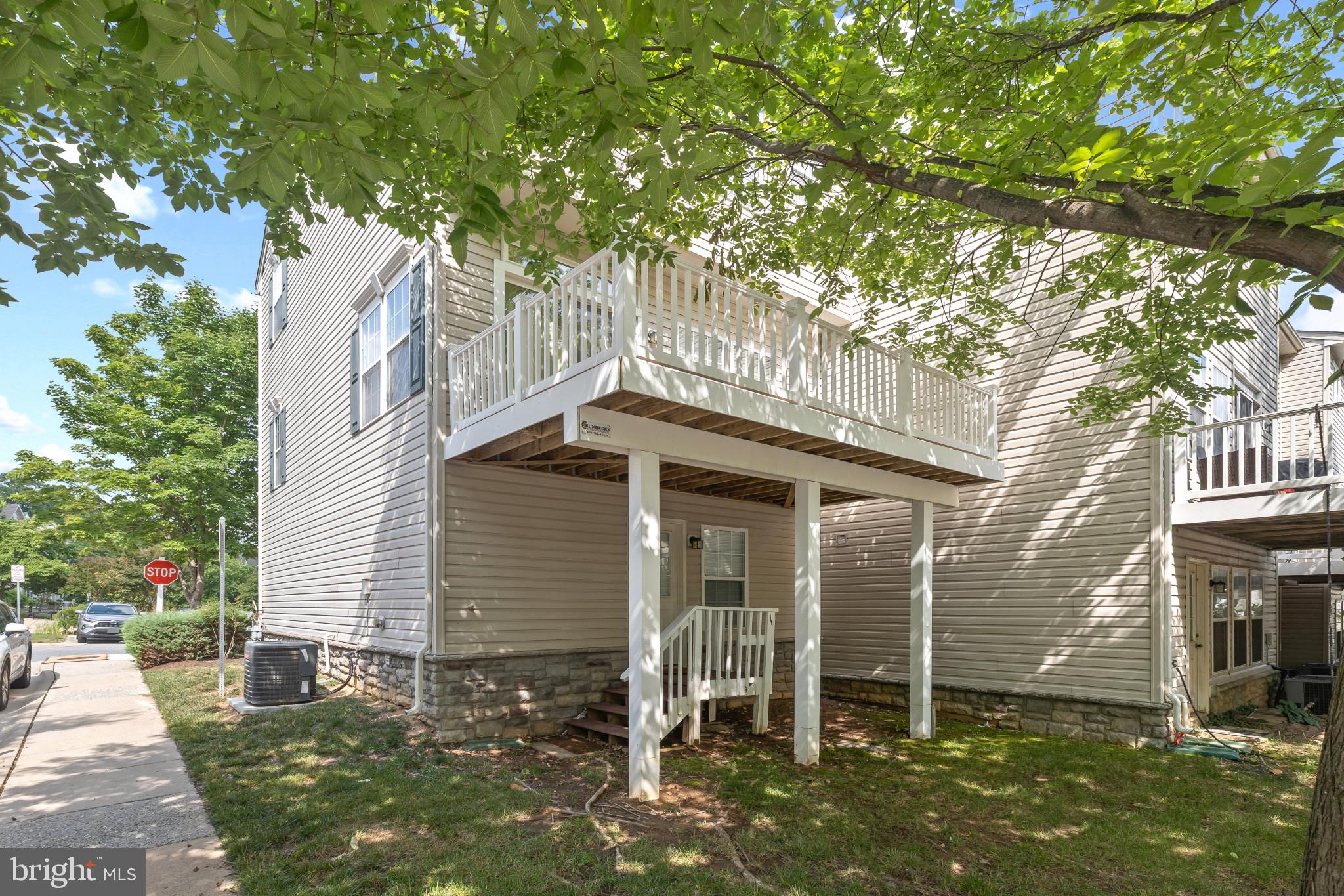 BELMONT STATION - Residential