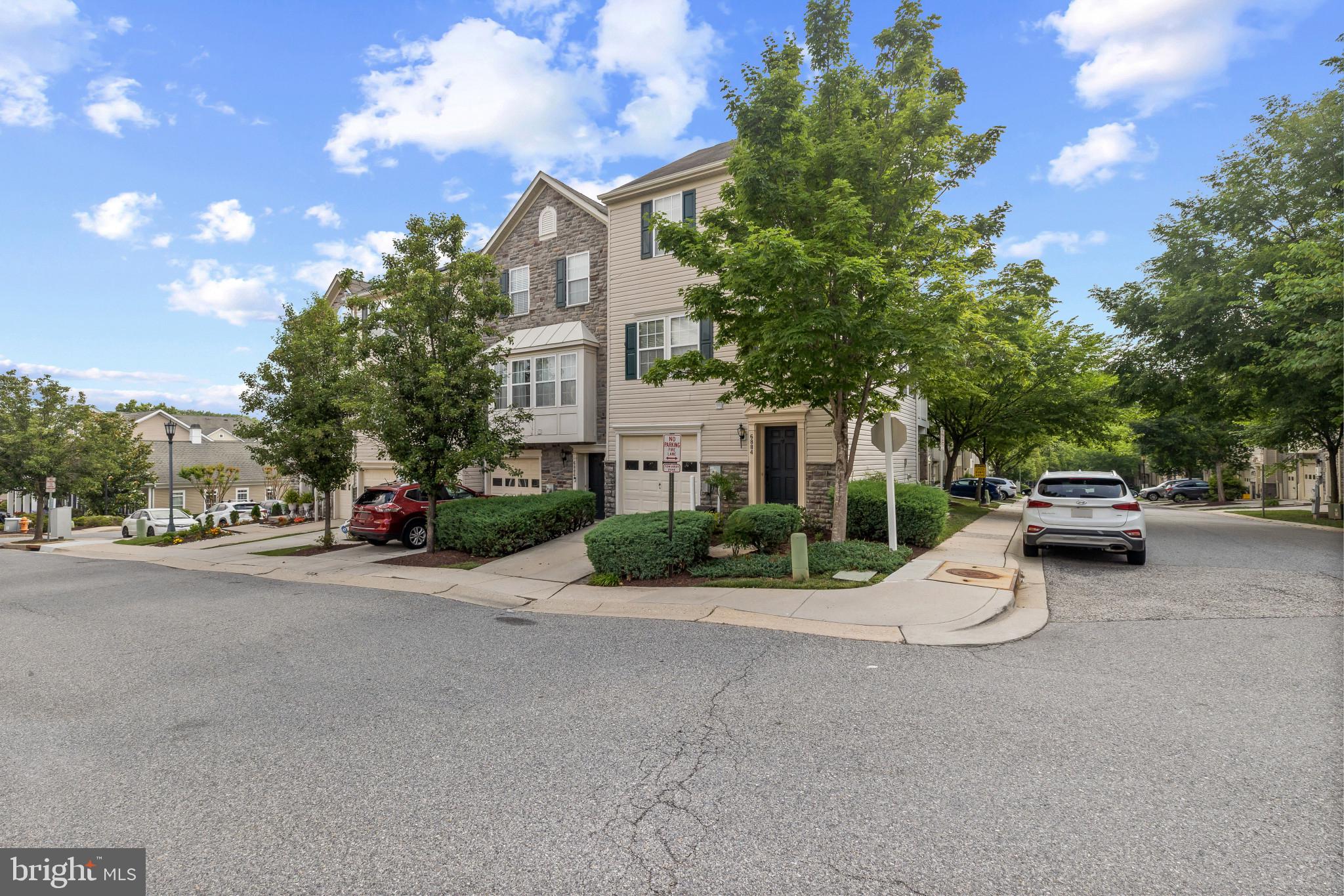 BELMONT STATION - Residential