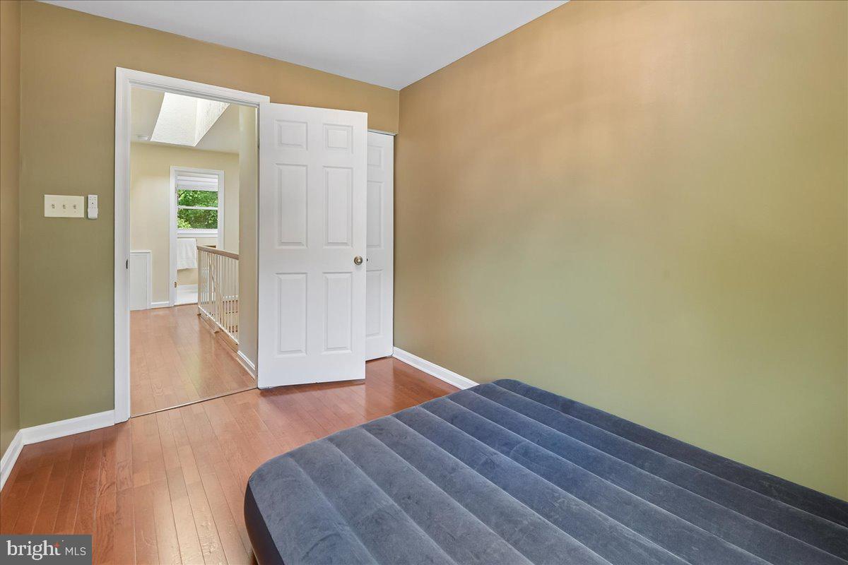 CROFTON MEADOWS - Residential