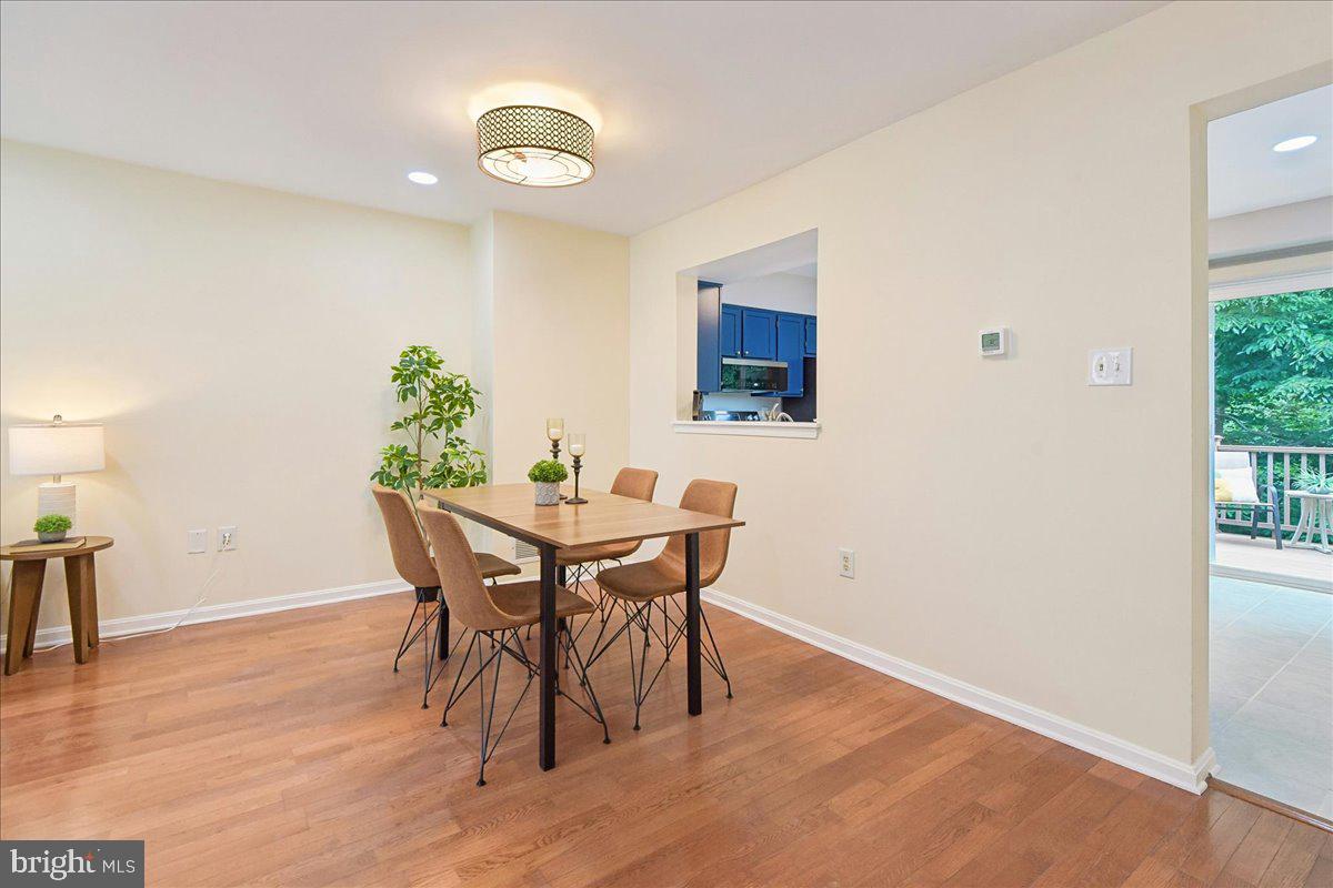 CROFTON MEADOWS - Residential