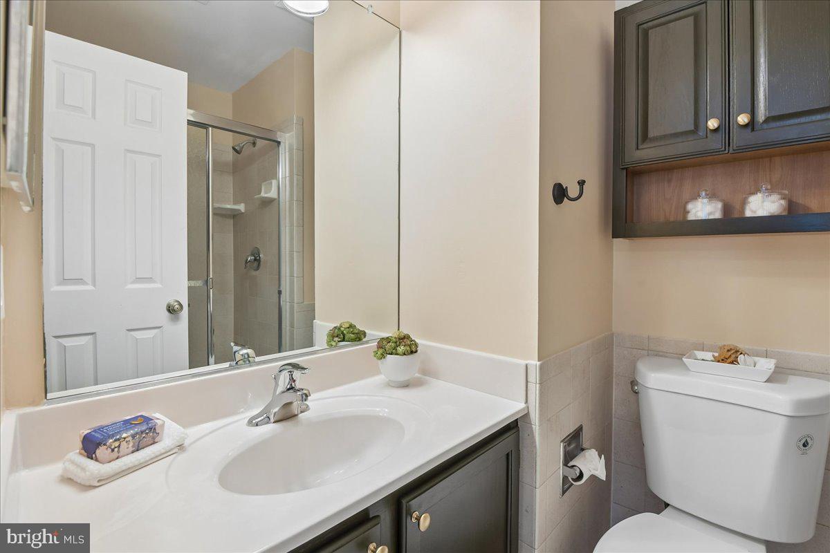 CROFTON MEADOWS - Residential