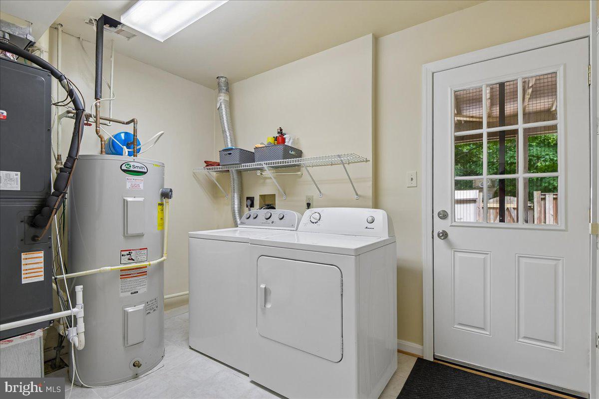 CROFTON MEADOWS - Residential