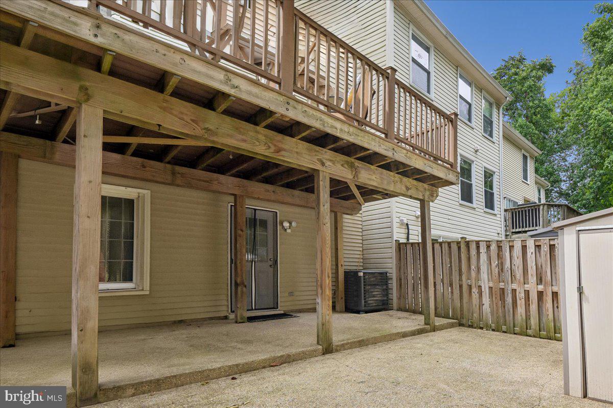CROFTON MEADOWS - Residential