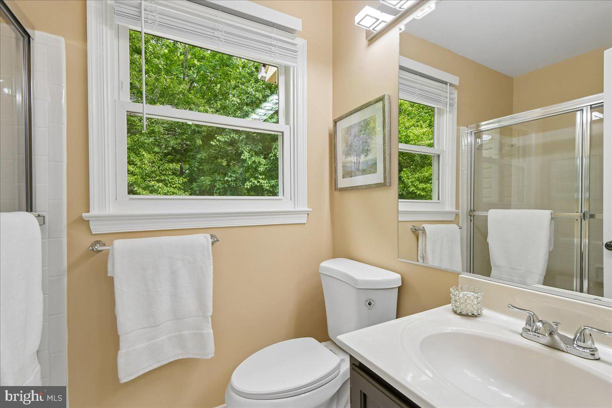 CROFTON MEADOWS - Residential