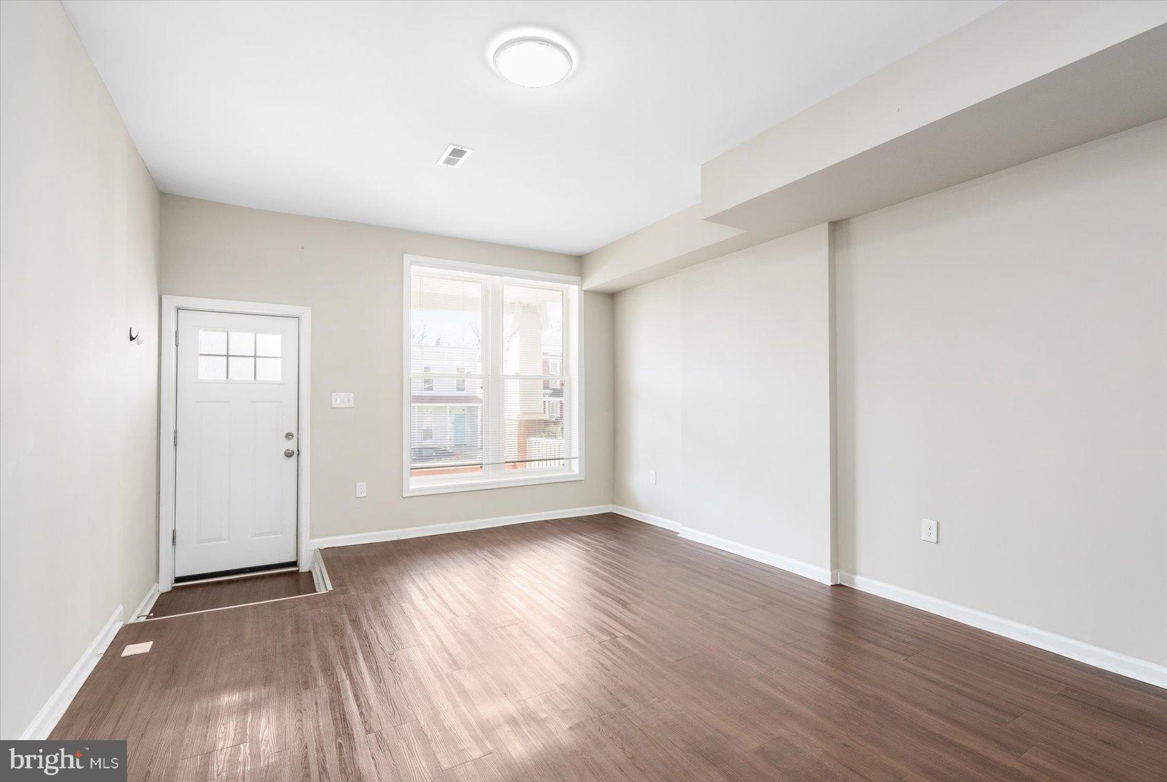 WAVERLY - Residential