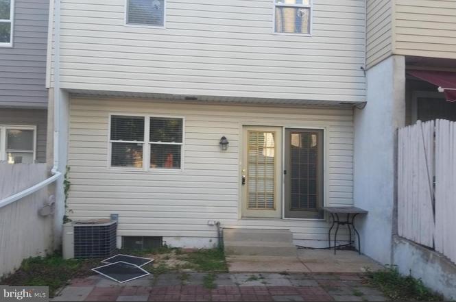 ABERDEEN HILLS - Residential Lease