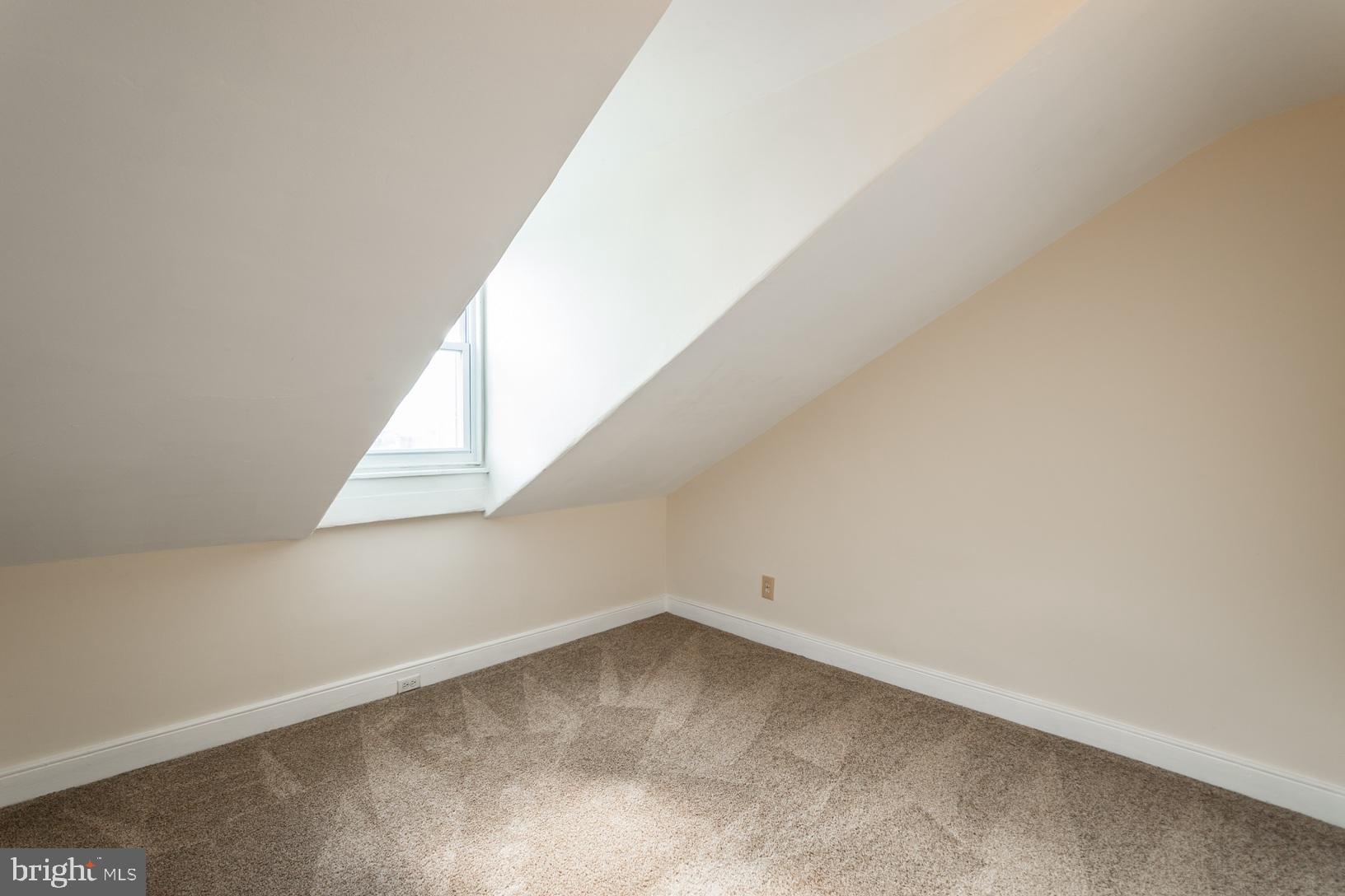 MANAYUNK - Residential Lease