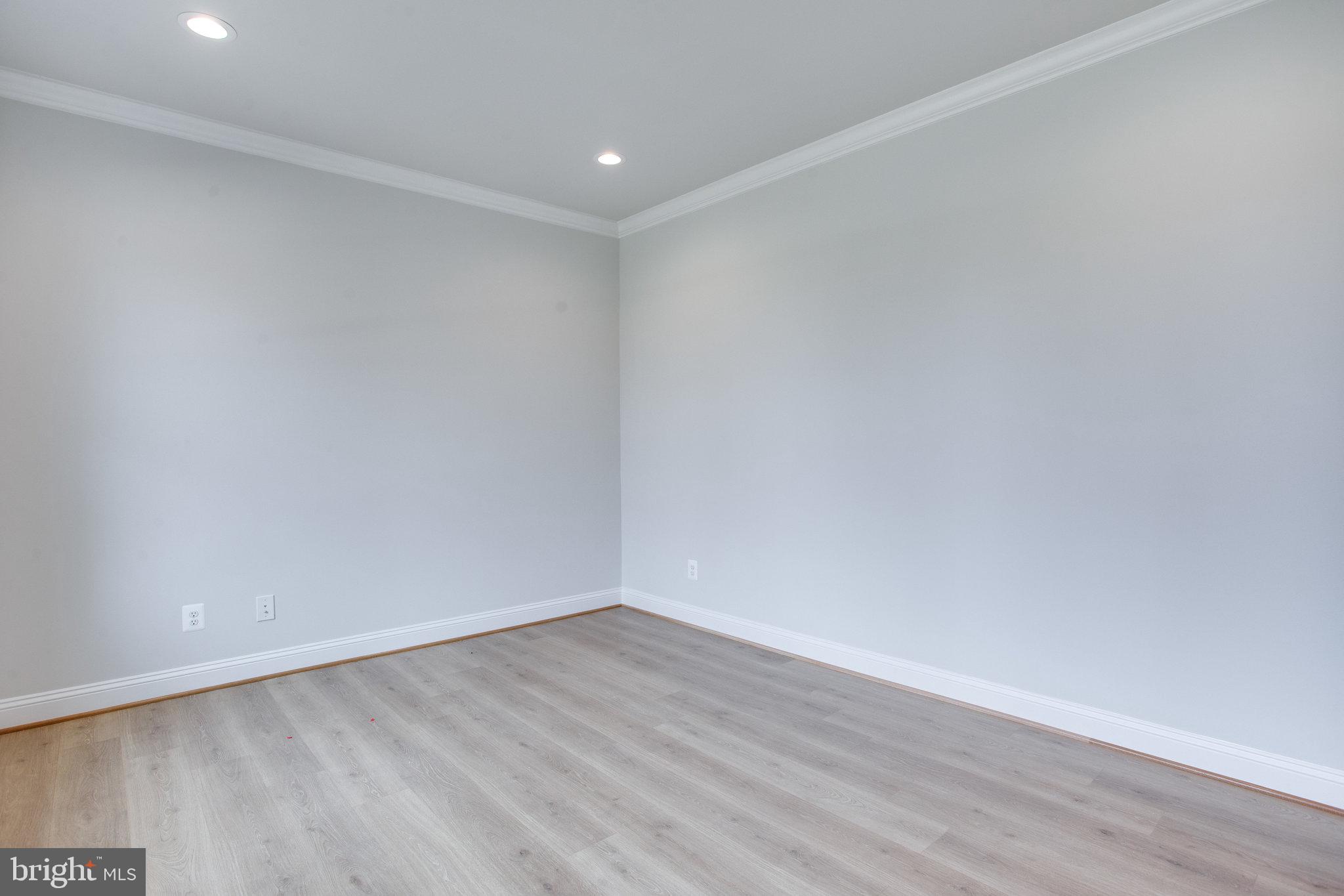 WESTBRIAR COUNTRY CLUB ESTATES - Residential