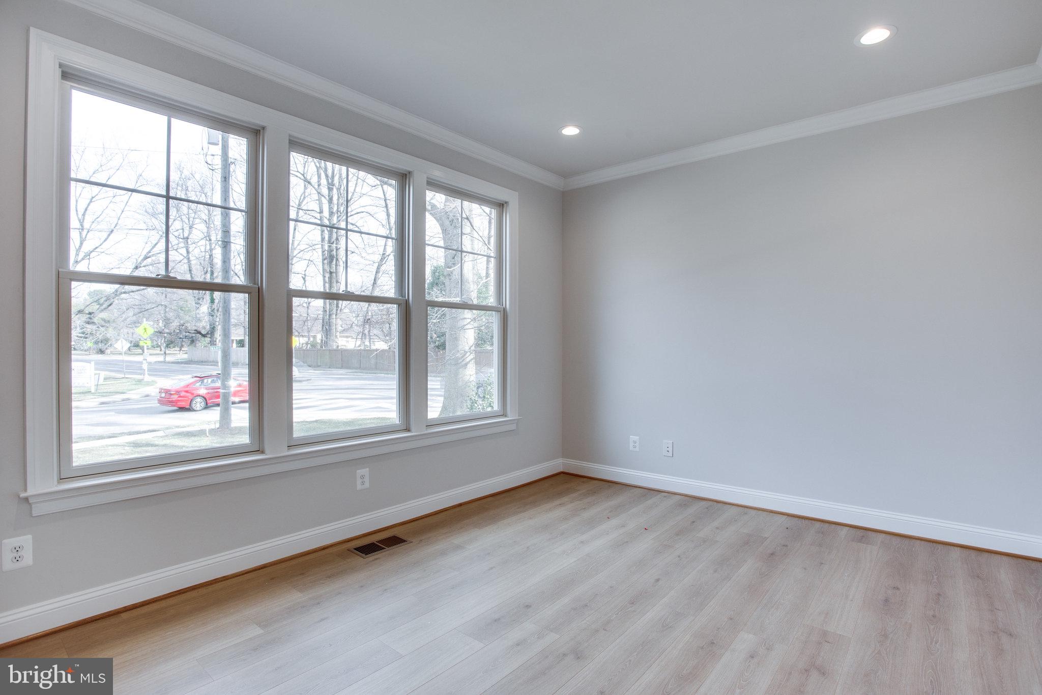 WESTBRIAR COUNTRY CLUB ESTATES - Residential