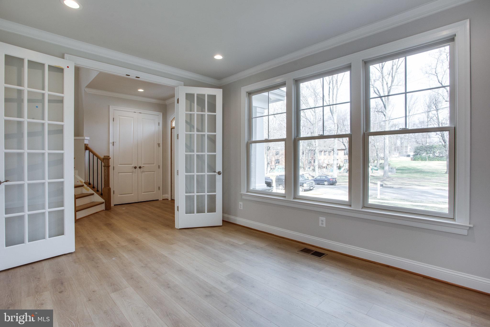WESTBRIAR COUNTRY CLUB ESTATES - Residential