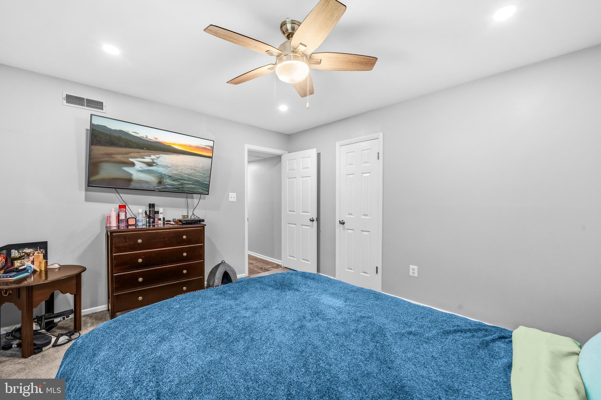 BOLLING BROOK - Residential