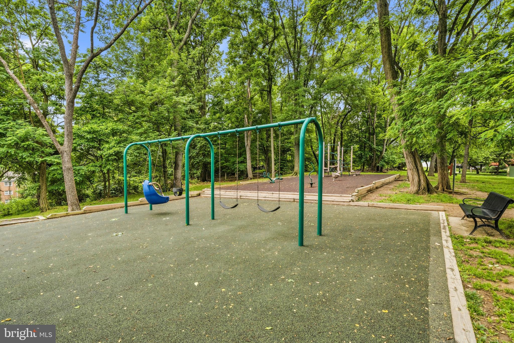 BOLLING BROOK - Residential