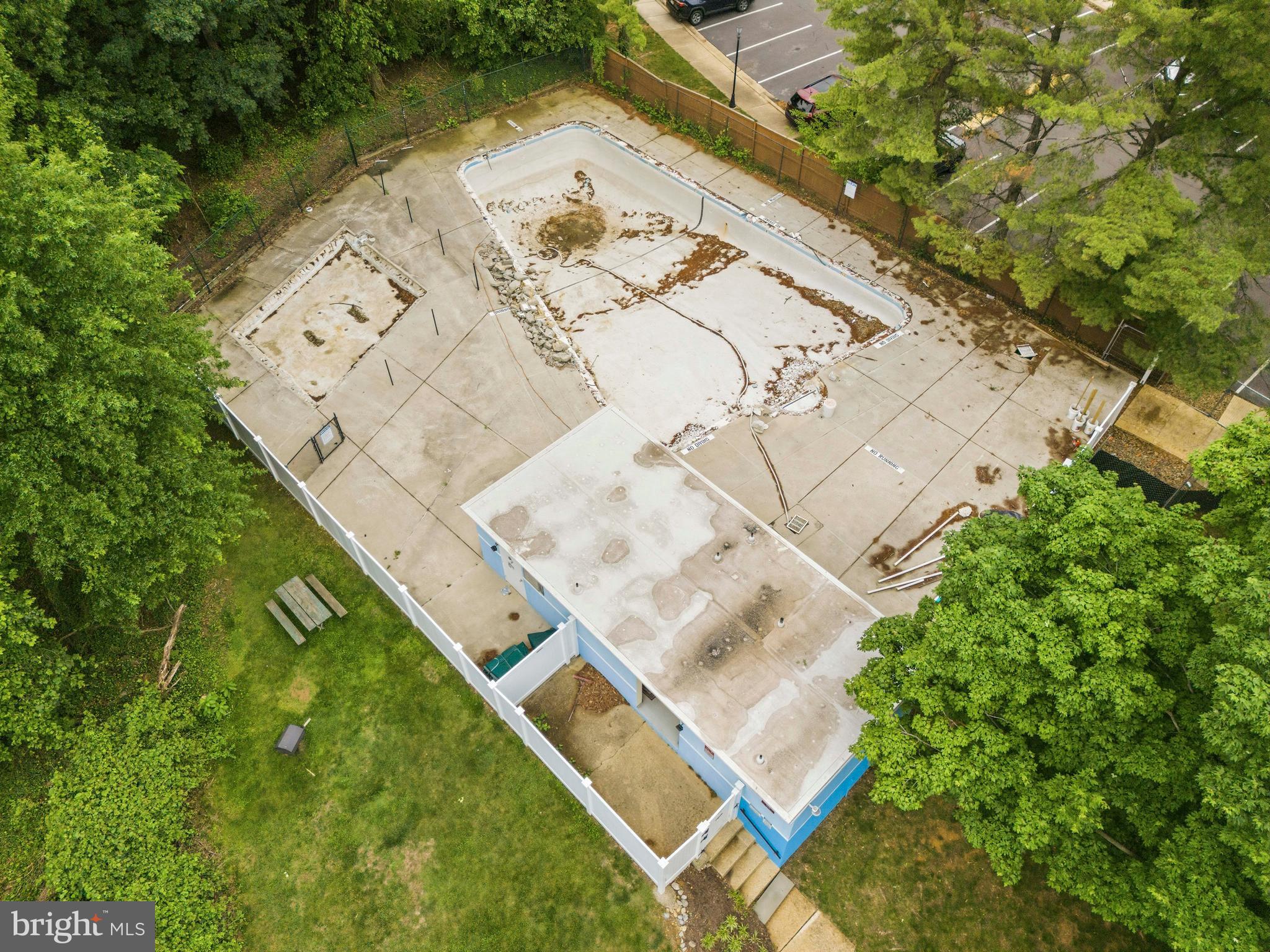BOLLING BROOK - Residential
