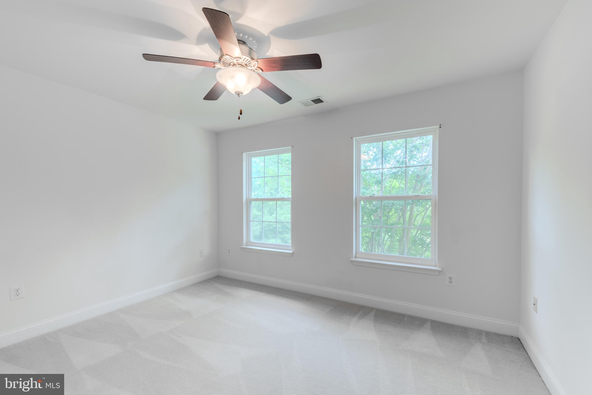 BARRINGTON - Residential