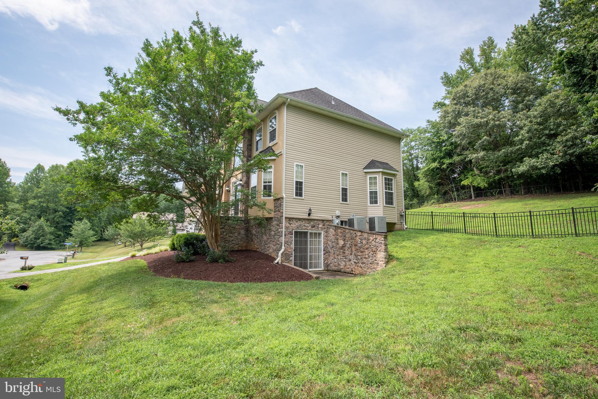BARRINGTON - Residential