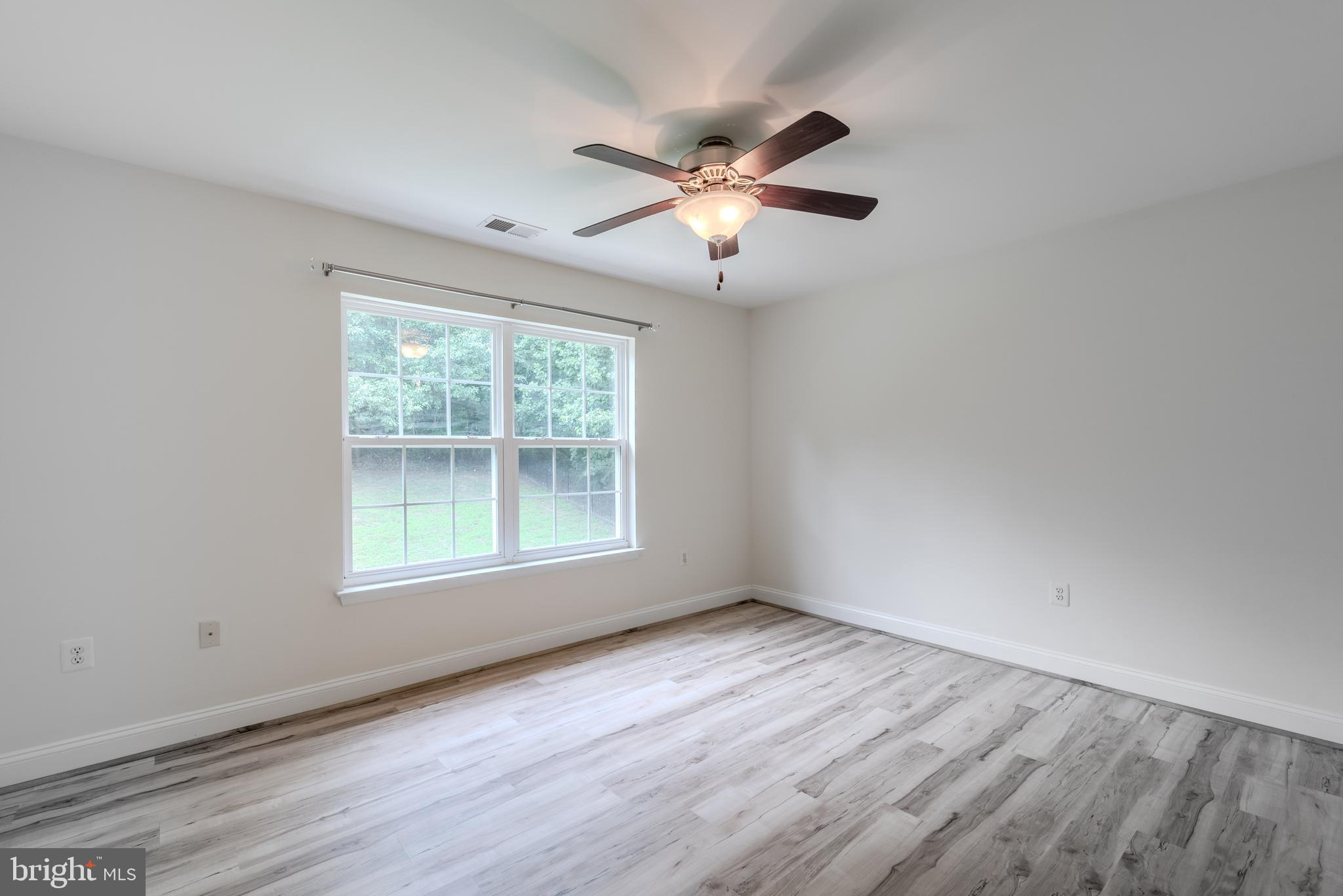 BARRINGTON - Residential