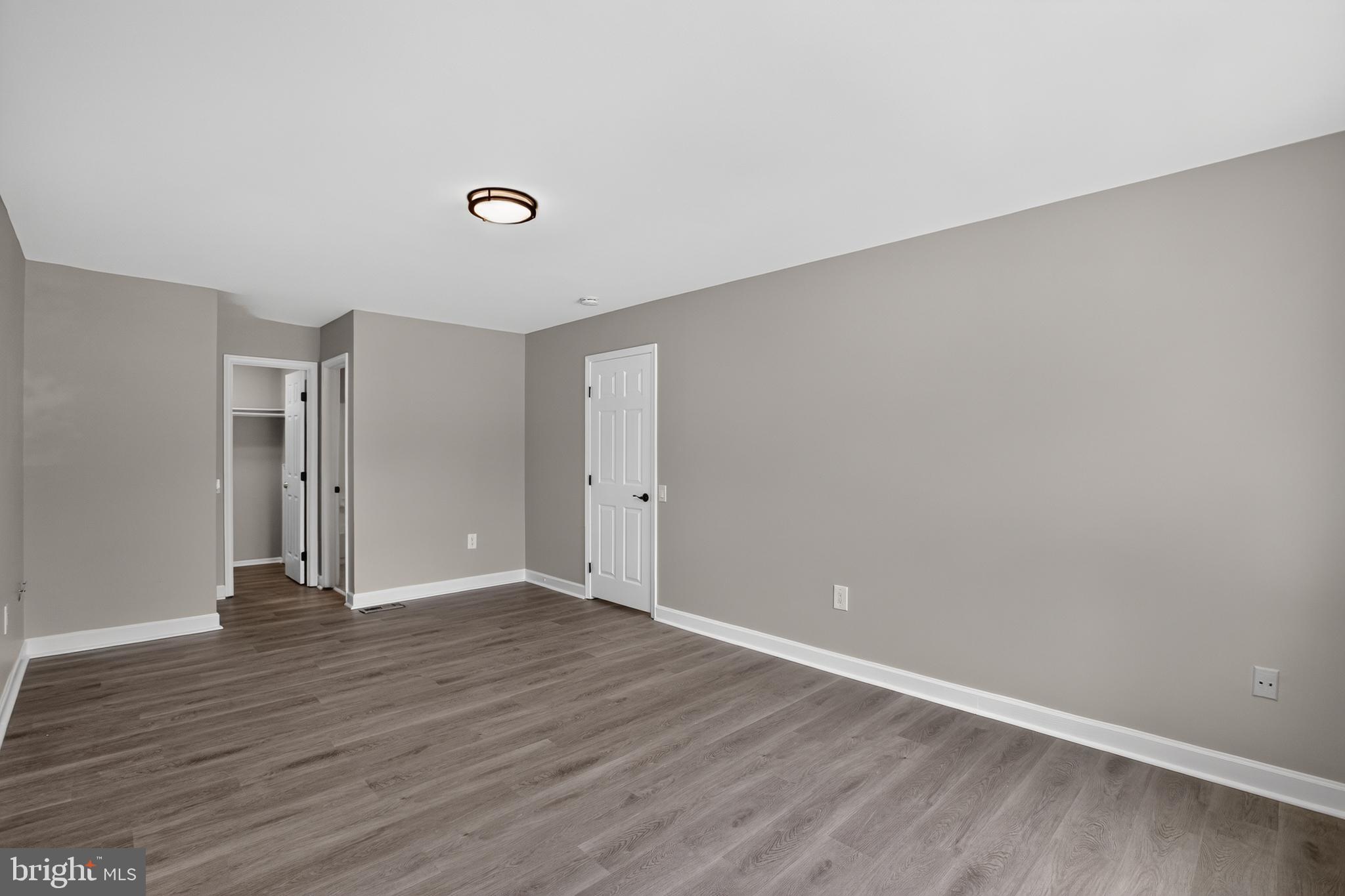 WAKEFIELD - Residential