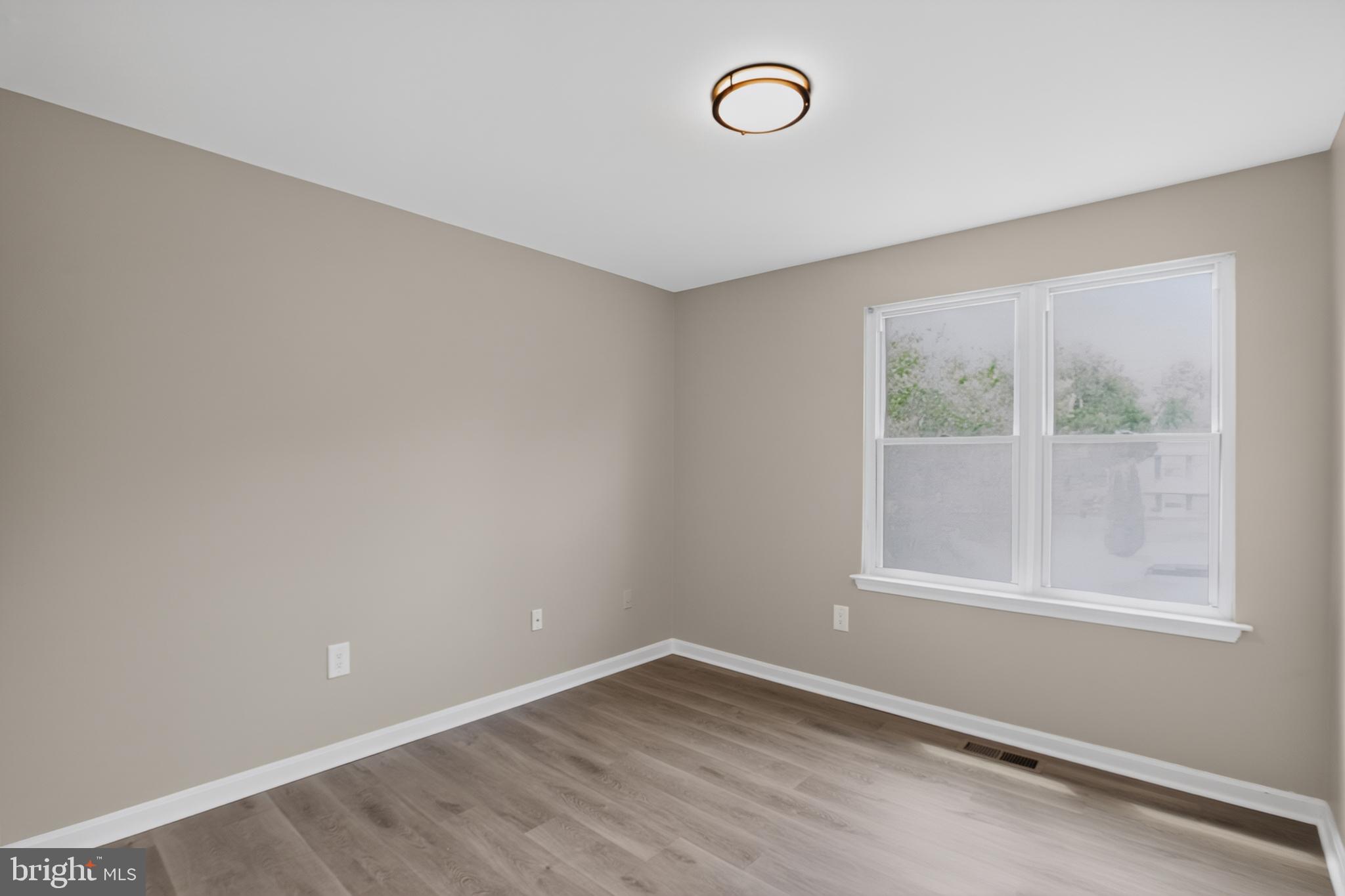 WAKEFIELD - Residential