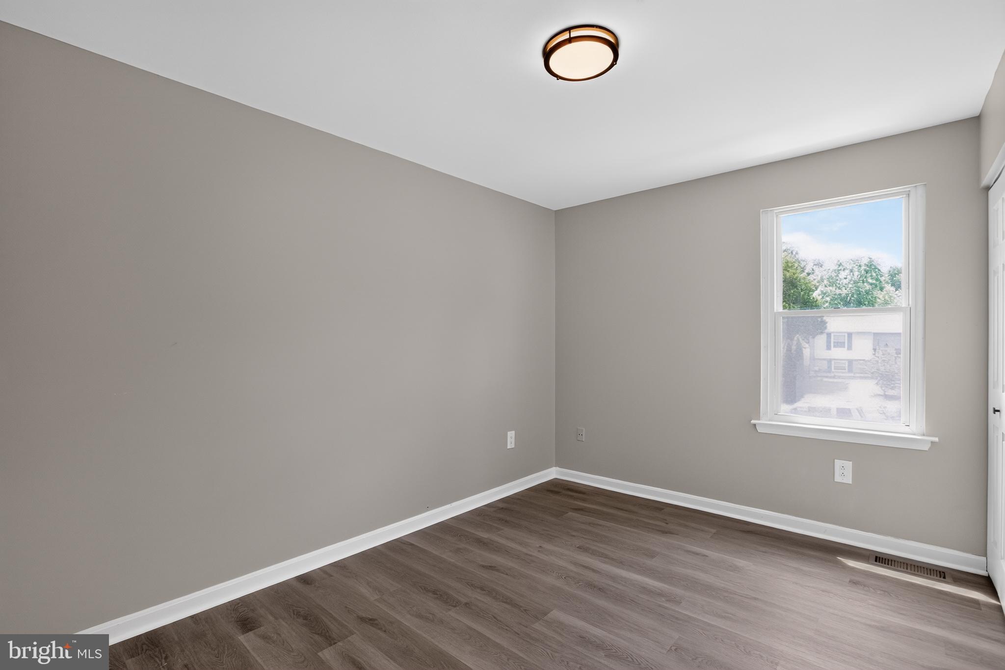 WAKEFIELD - Residential