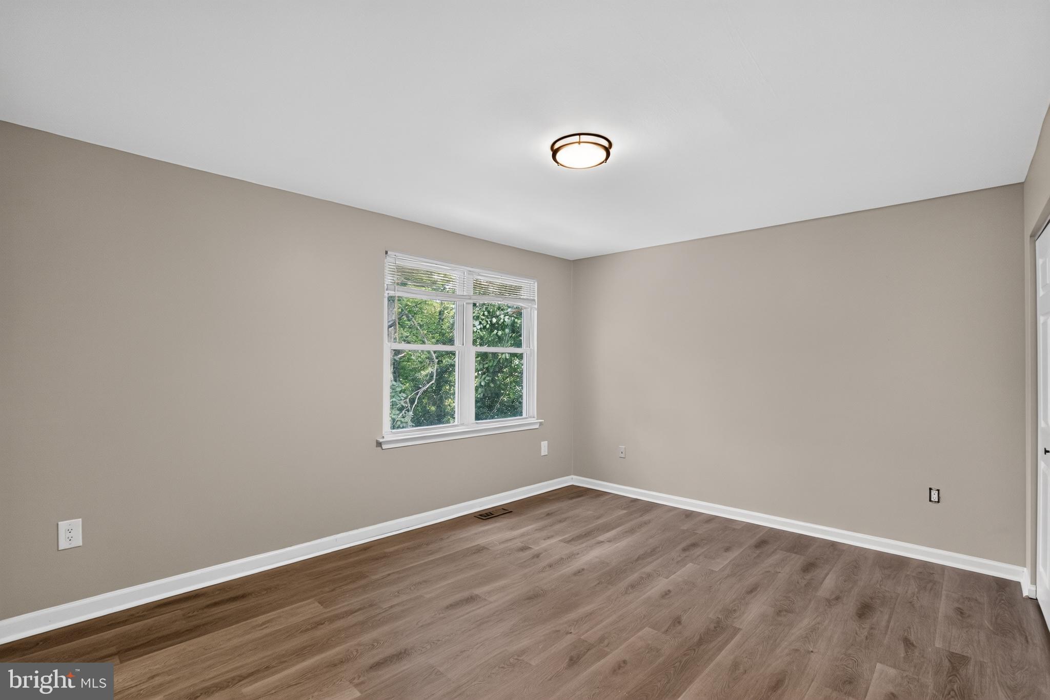 WAKEFIELD - Residential