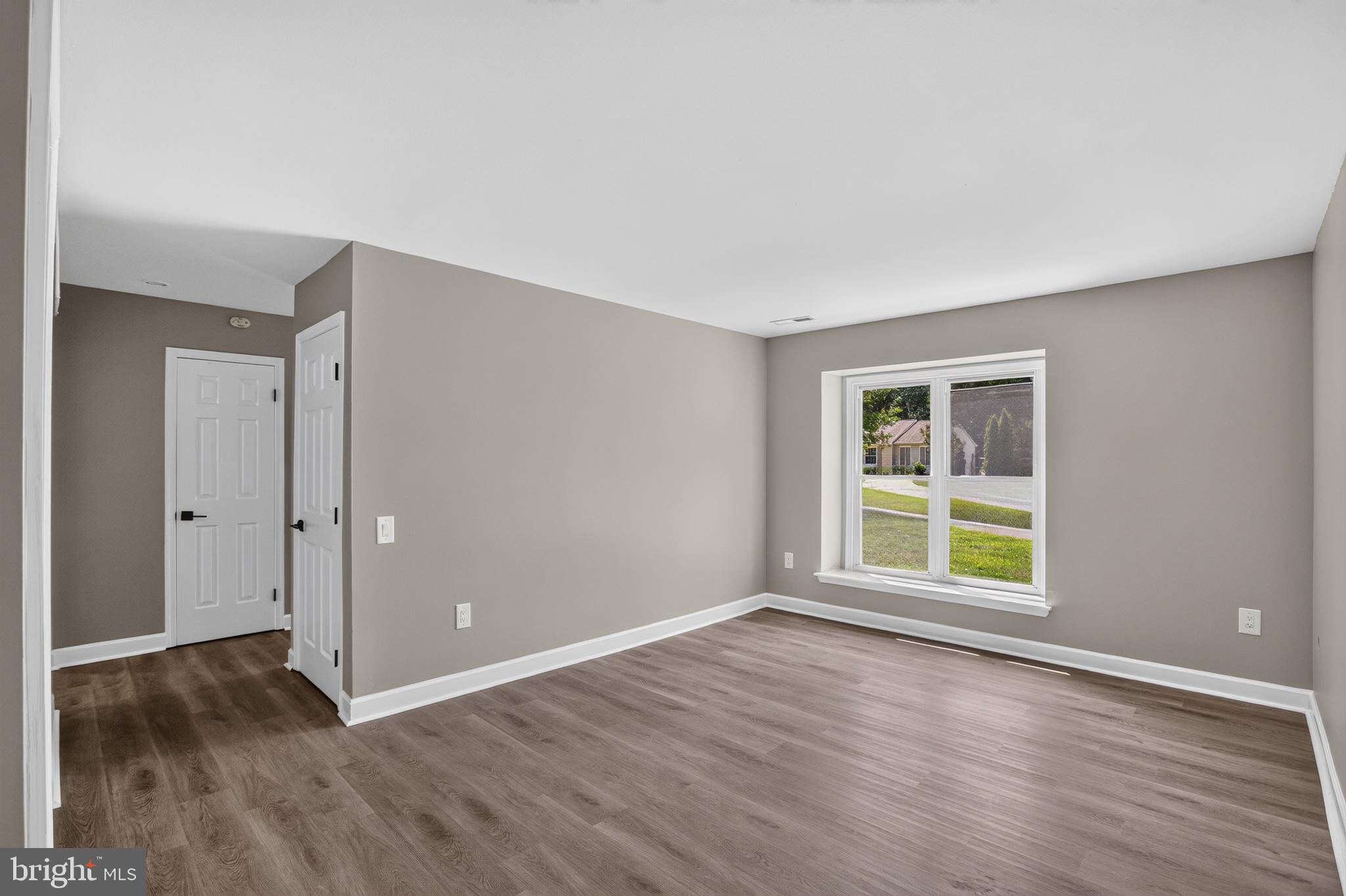 WAKEFIELD - Residential