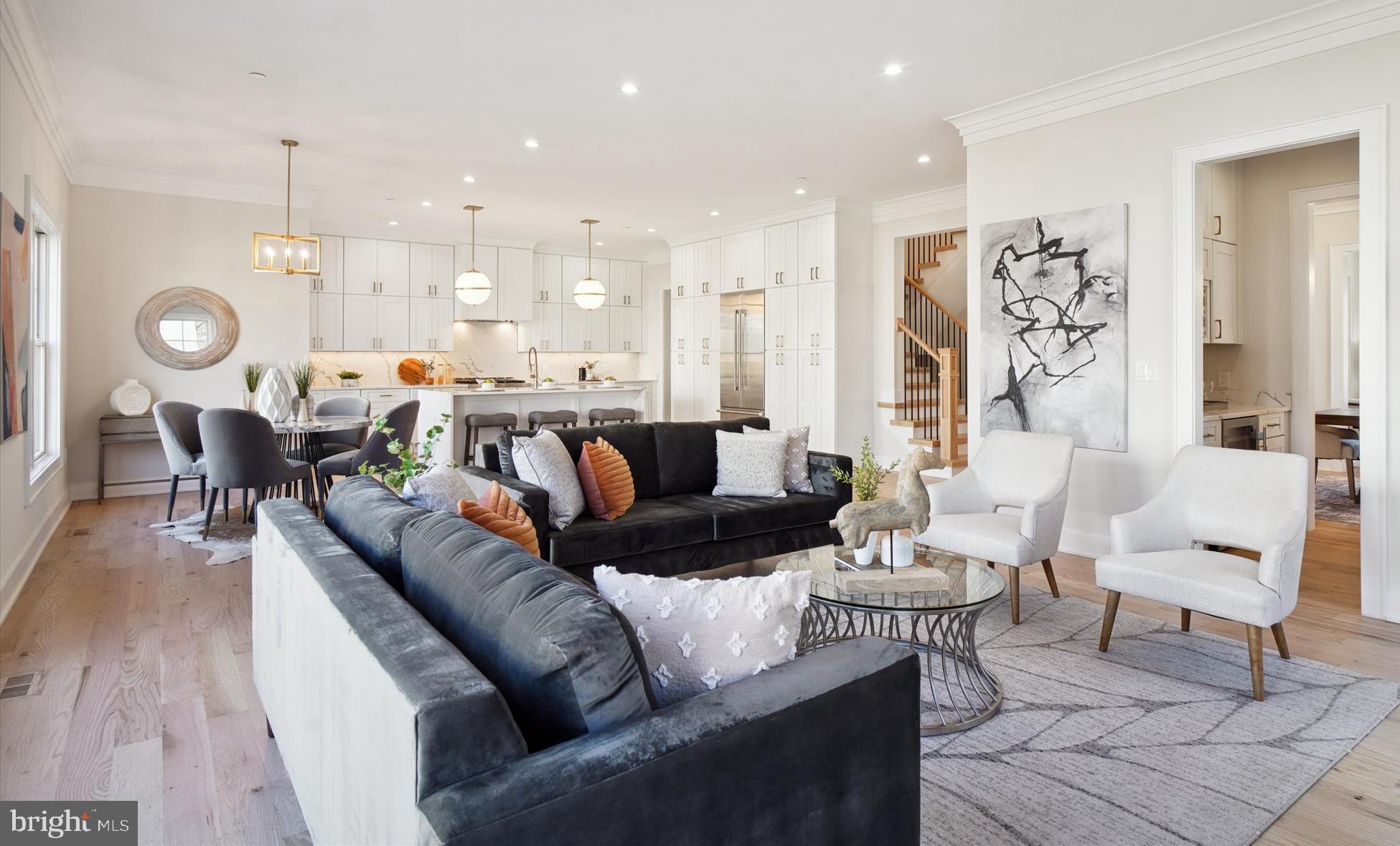 KENSINGTON ESTATES - Residential