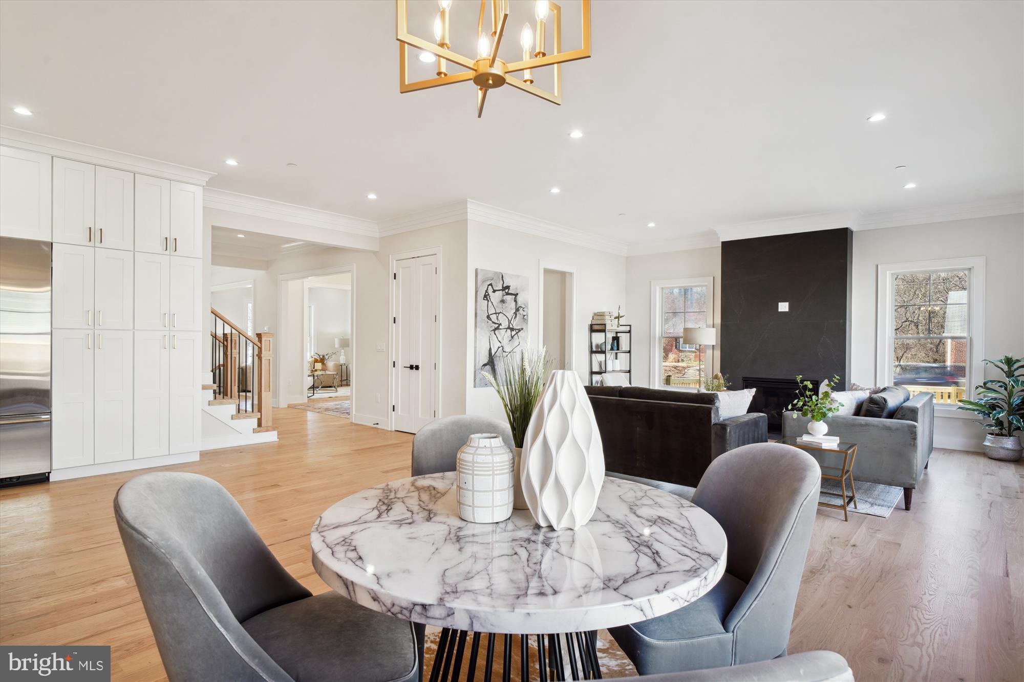 KENSINGTON ESTATES - Residential