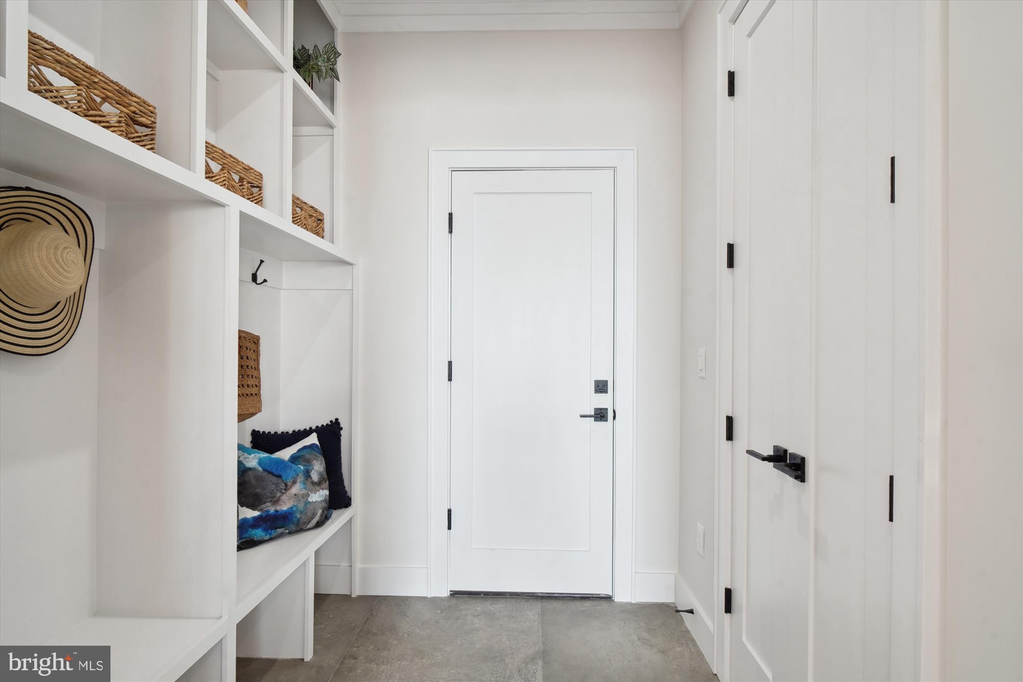 KENSINGTON ESTATES - Residential