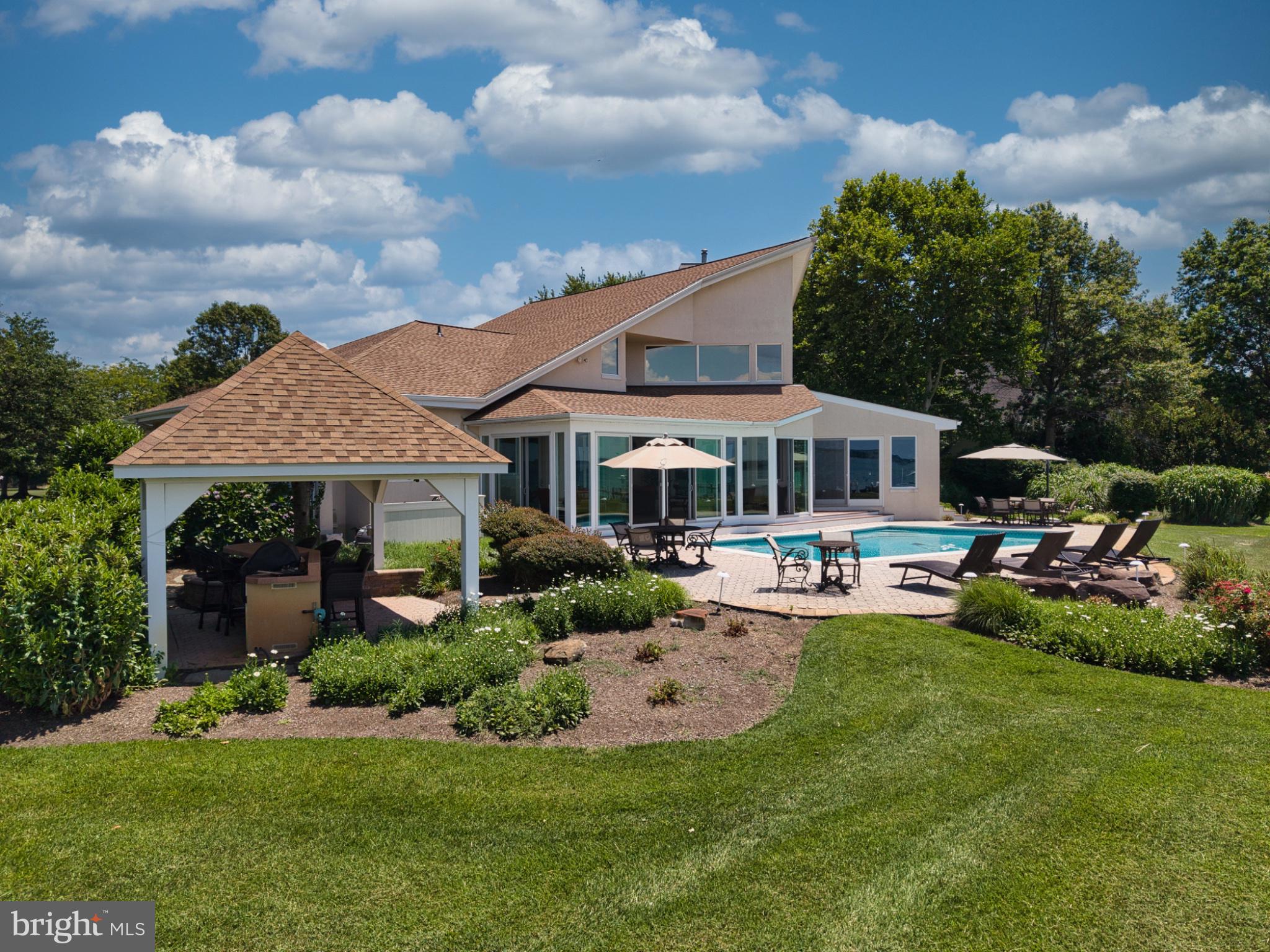 SOUTHWIND - Residential