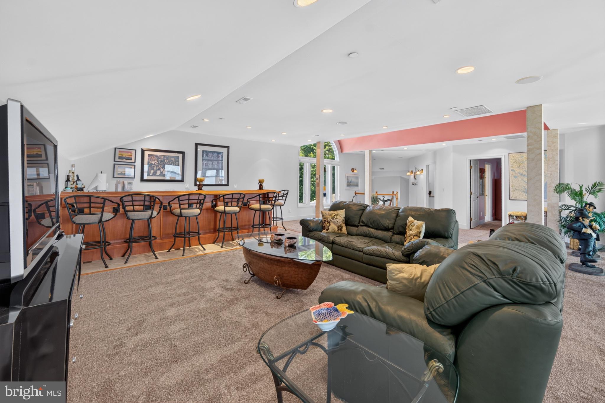 SOUTHWIND - Residential