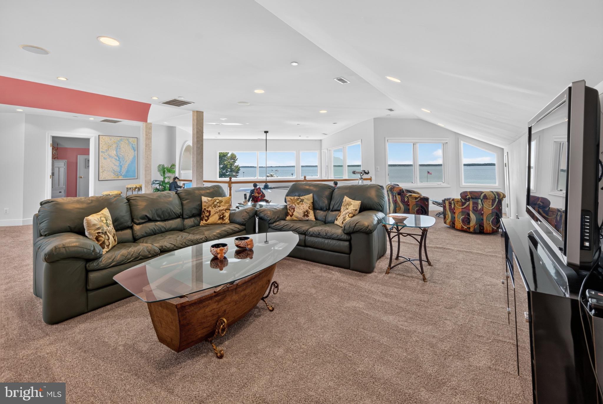 SOUTHWIND - Residential