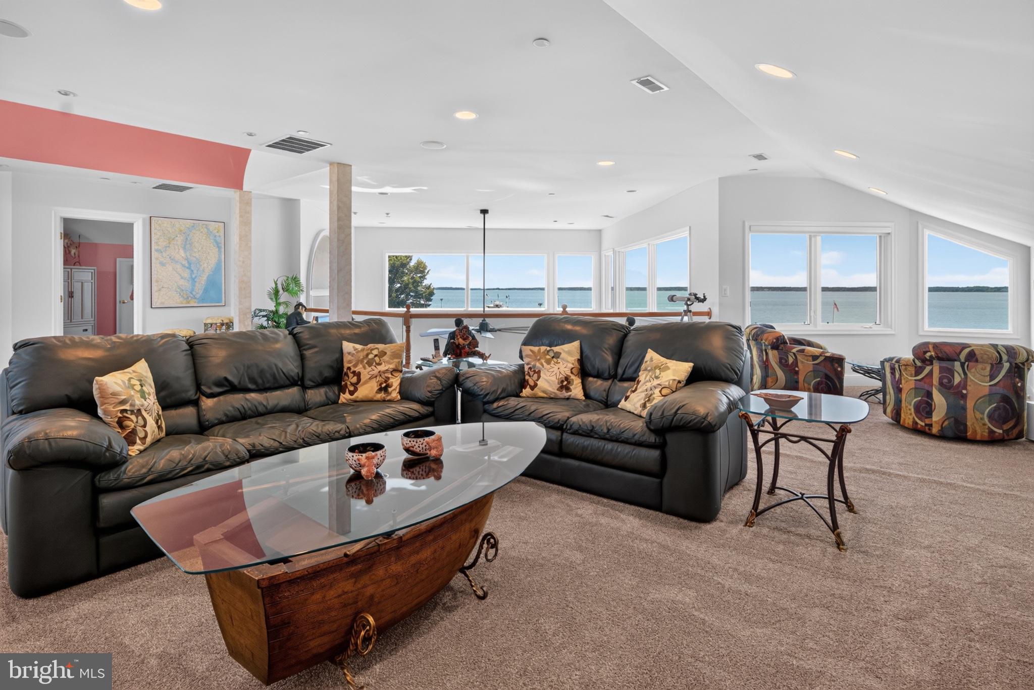 SOUTHWIND - Residential
