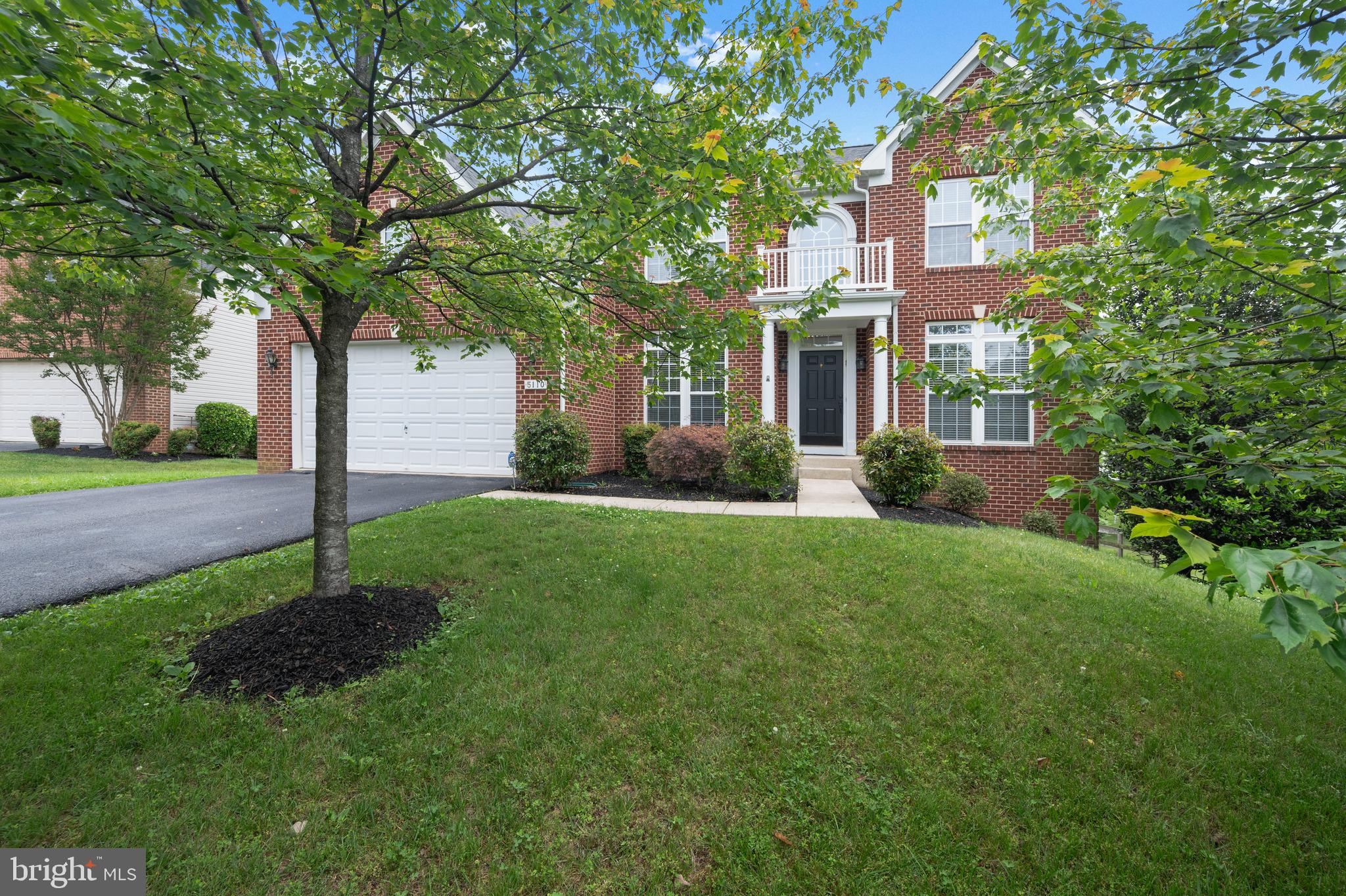 DENNIS PRESERVE - Residential