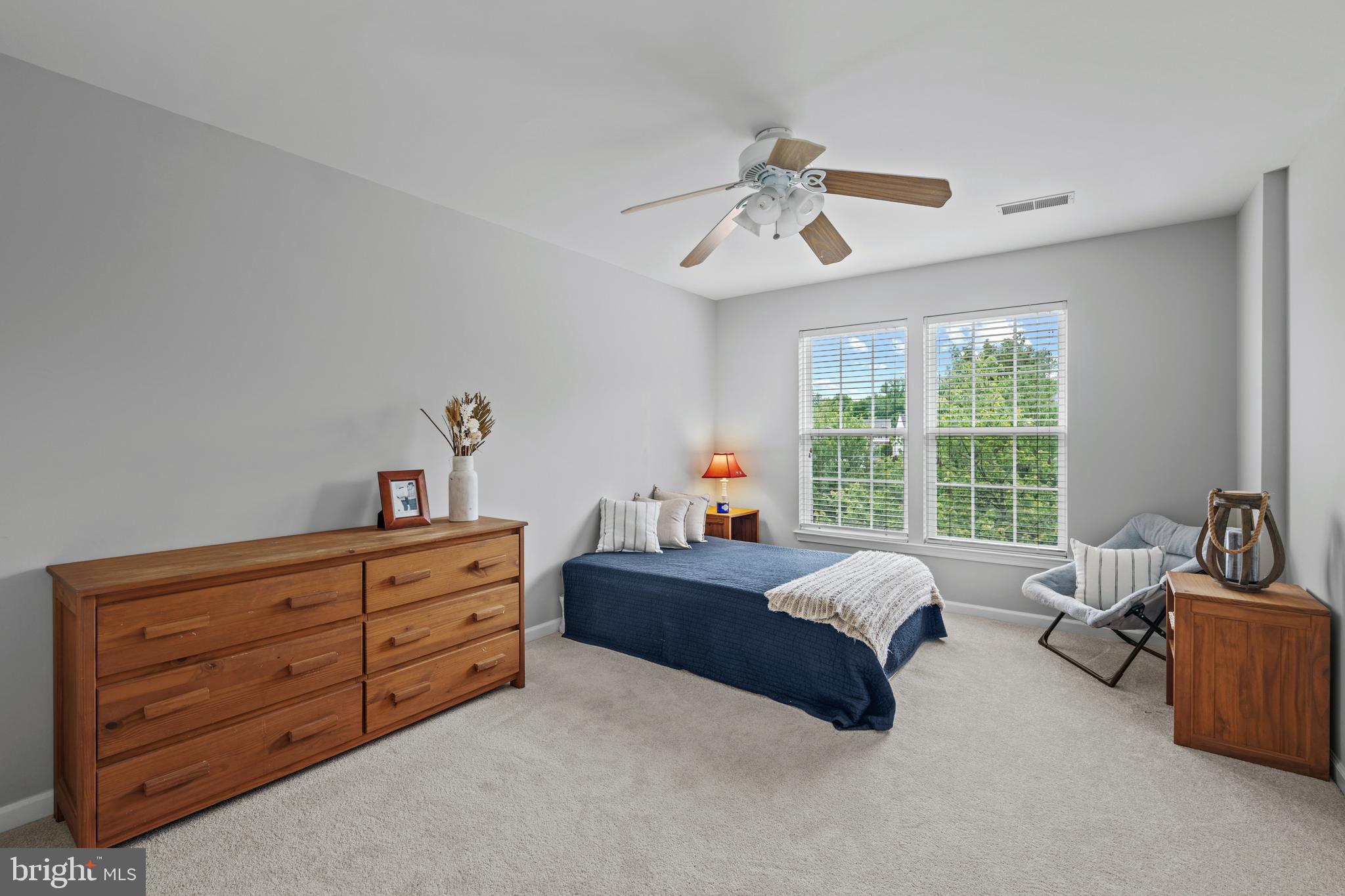 DENNIS PRESERVE - Residential