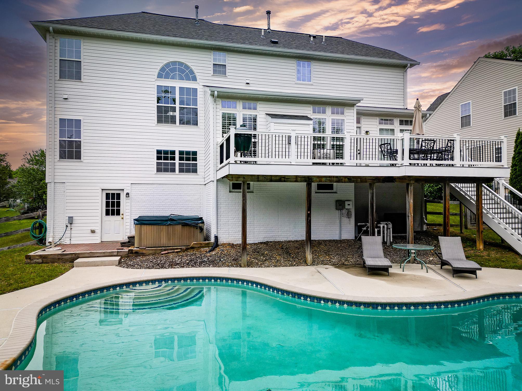 DENNIS PRESERVE - Residential