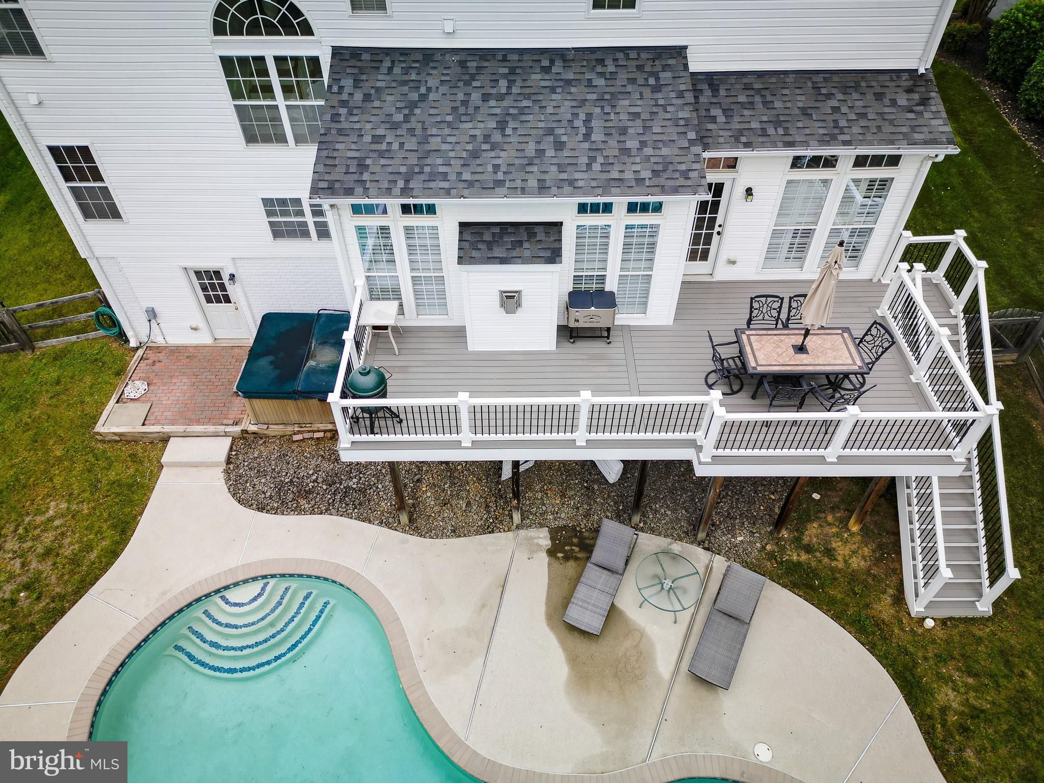 DENNIS PRESERVE - Residential