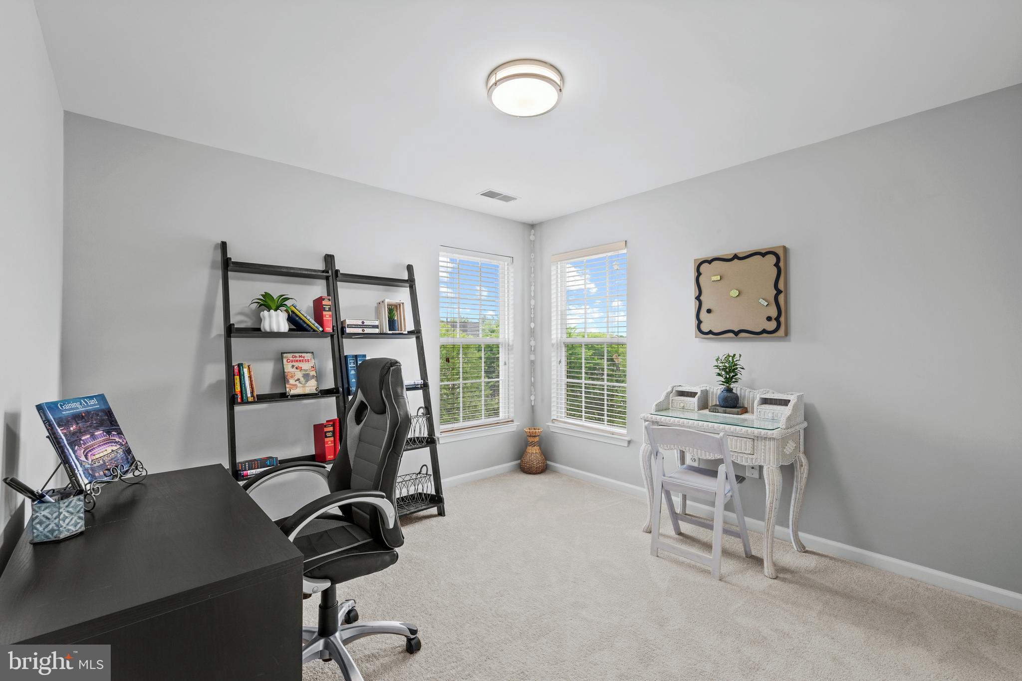 DENNIS PRESERVE - Residential