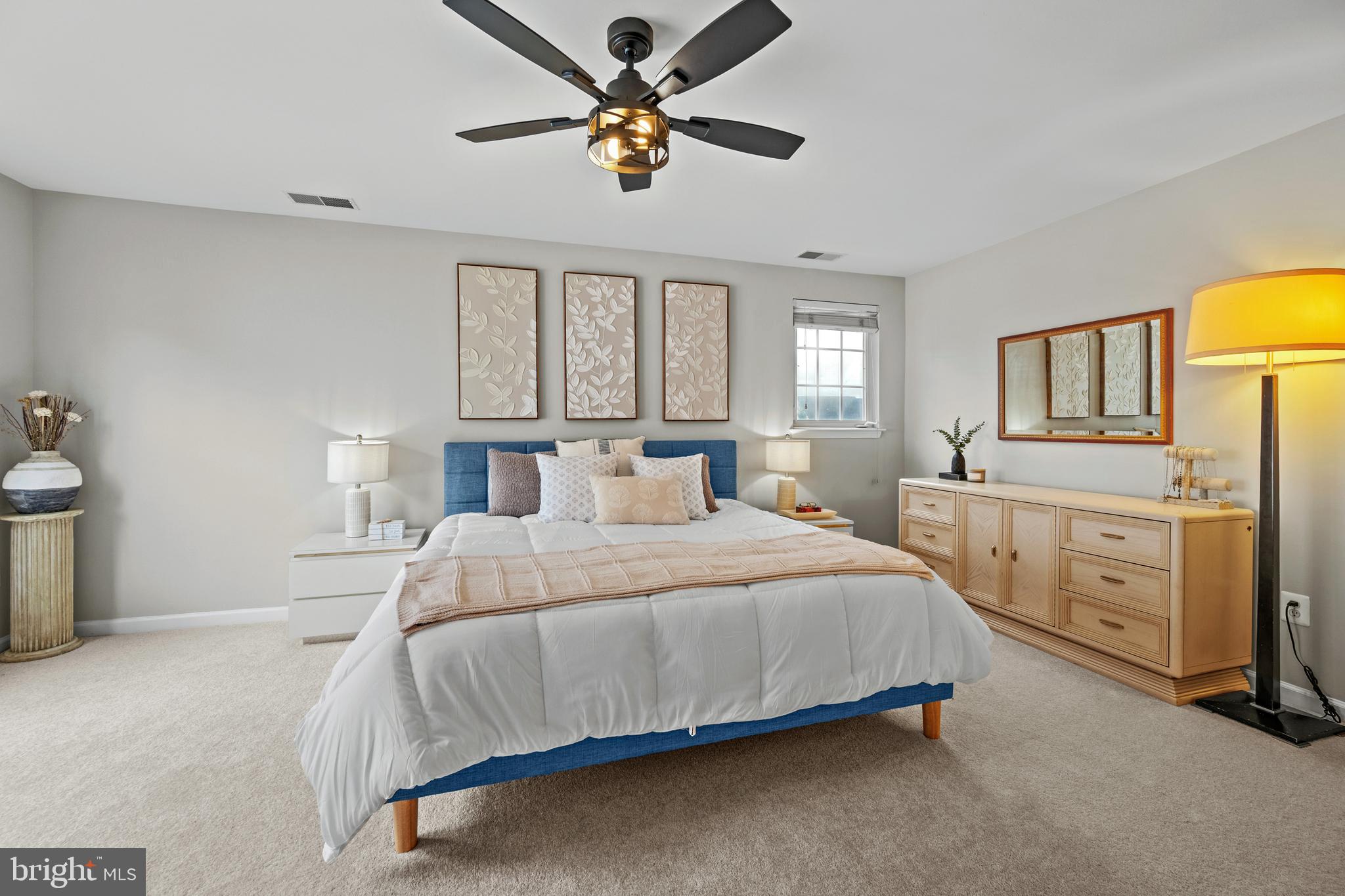 DENNIS PRESERVE - Residential