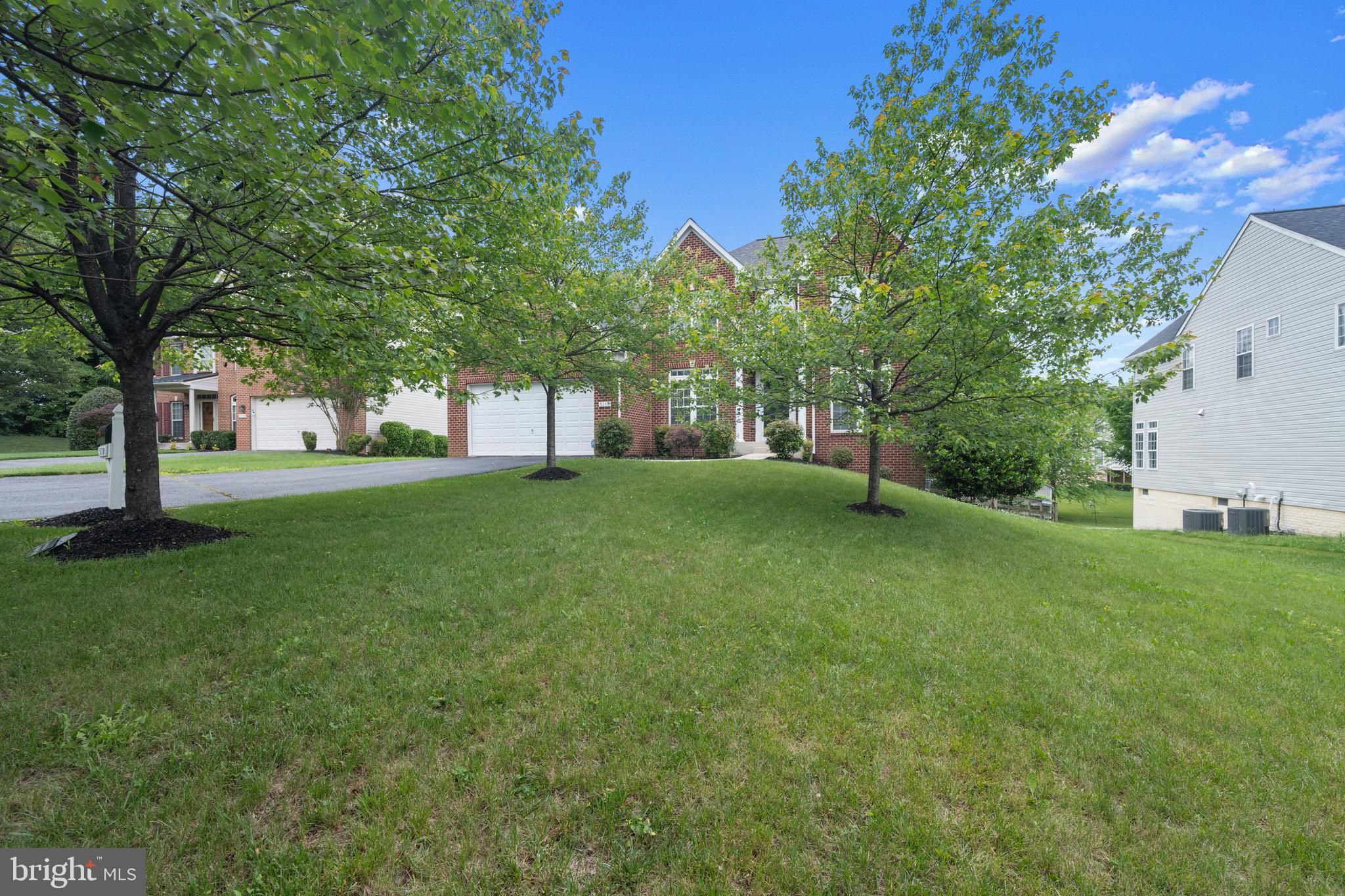 DENNIS PRESERVE - Residential