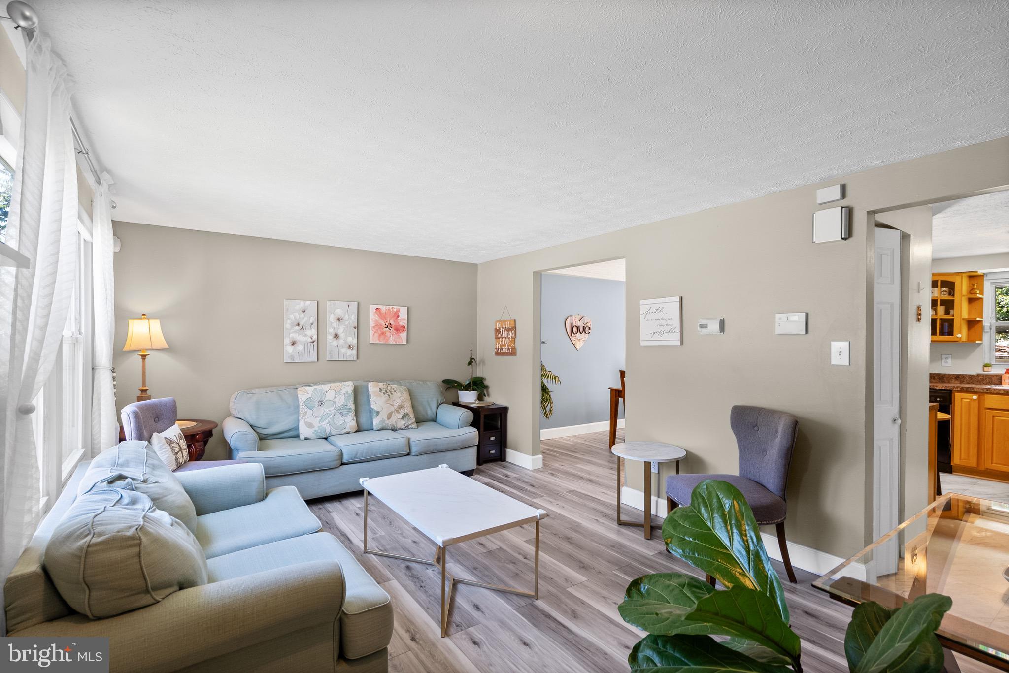 GUILFORD SQUARE - Residential