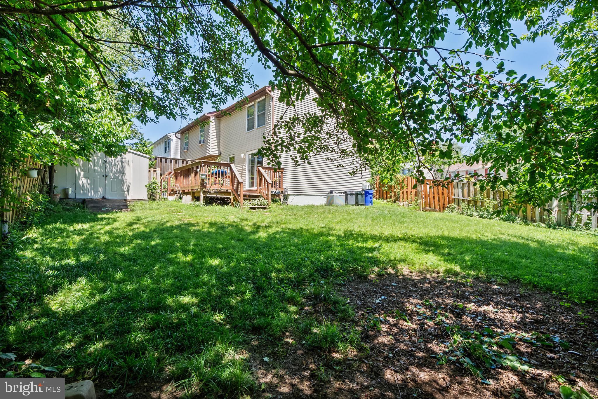 GUILFORD SQUARE - Residential