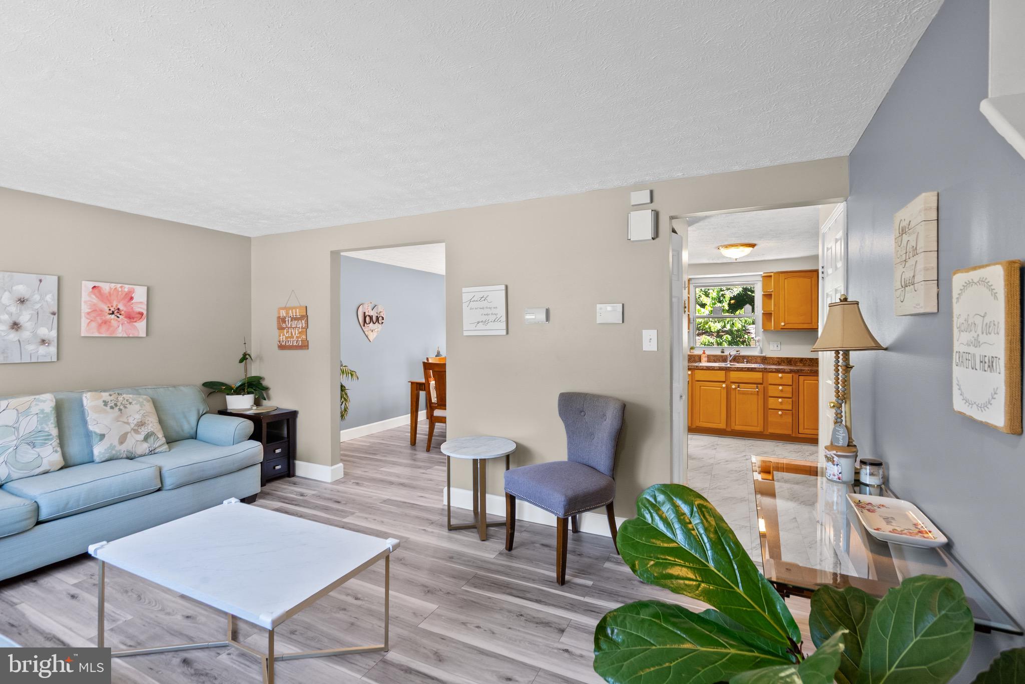 GUILFORD SQUARE - Residential