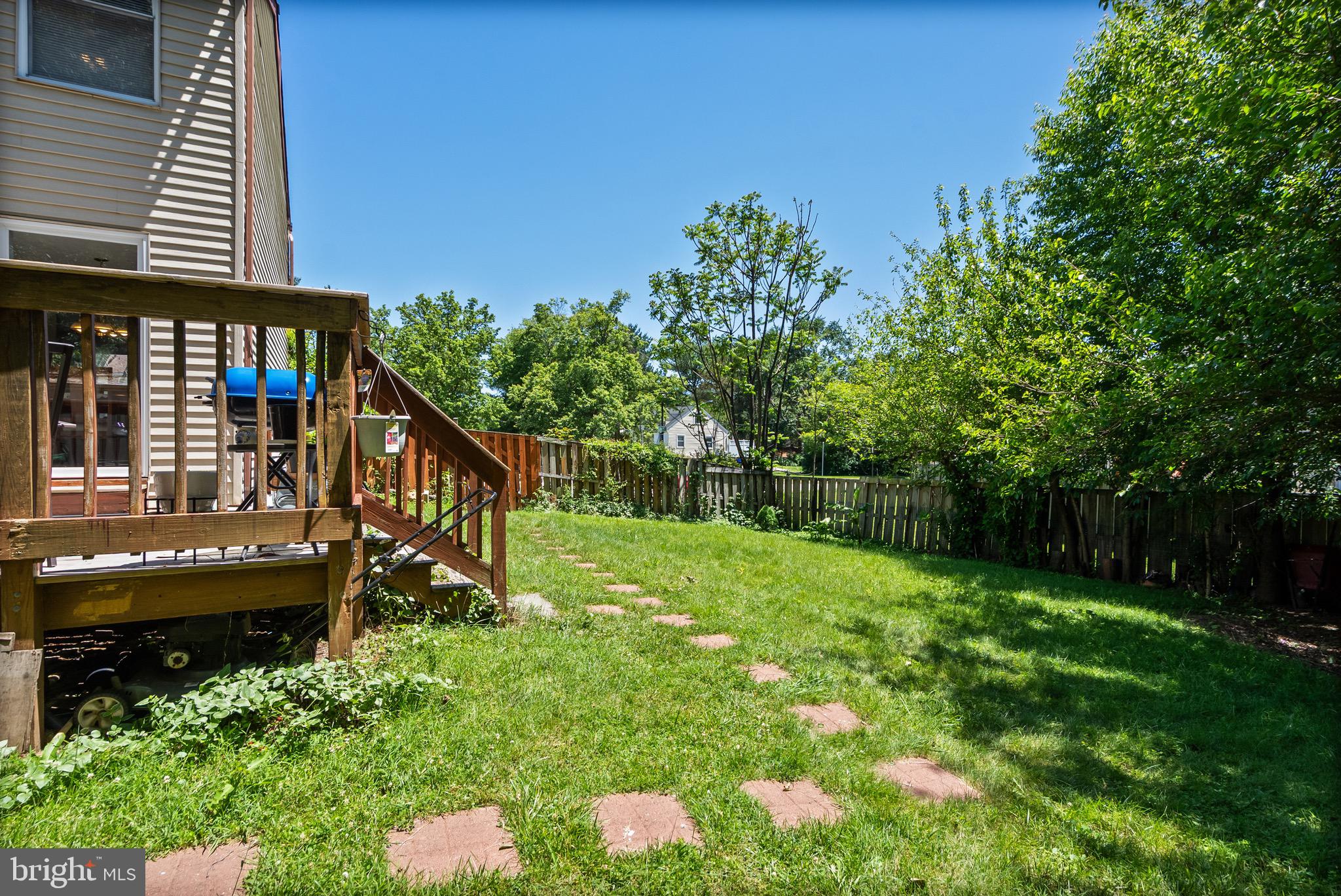 GUILFORD SQUARE - Residential