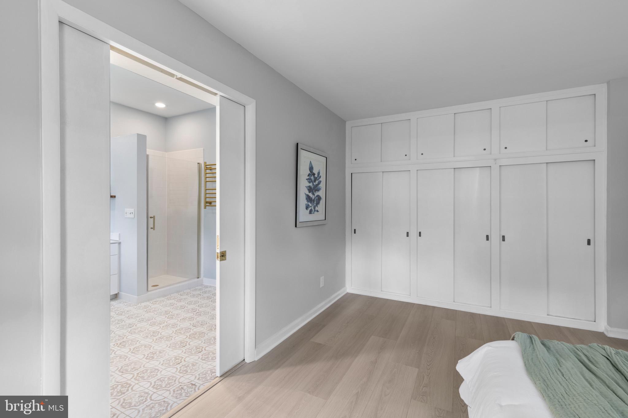 LONG MEADOW ESTATES - Residential