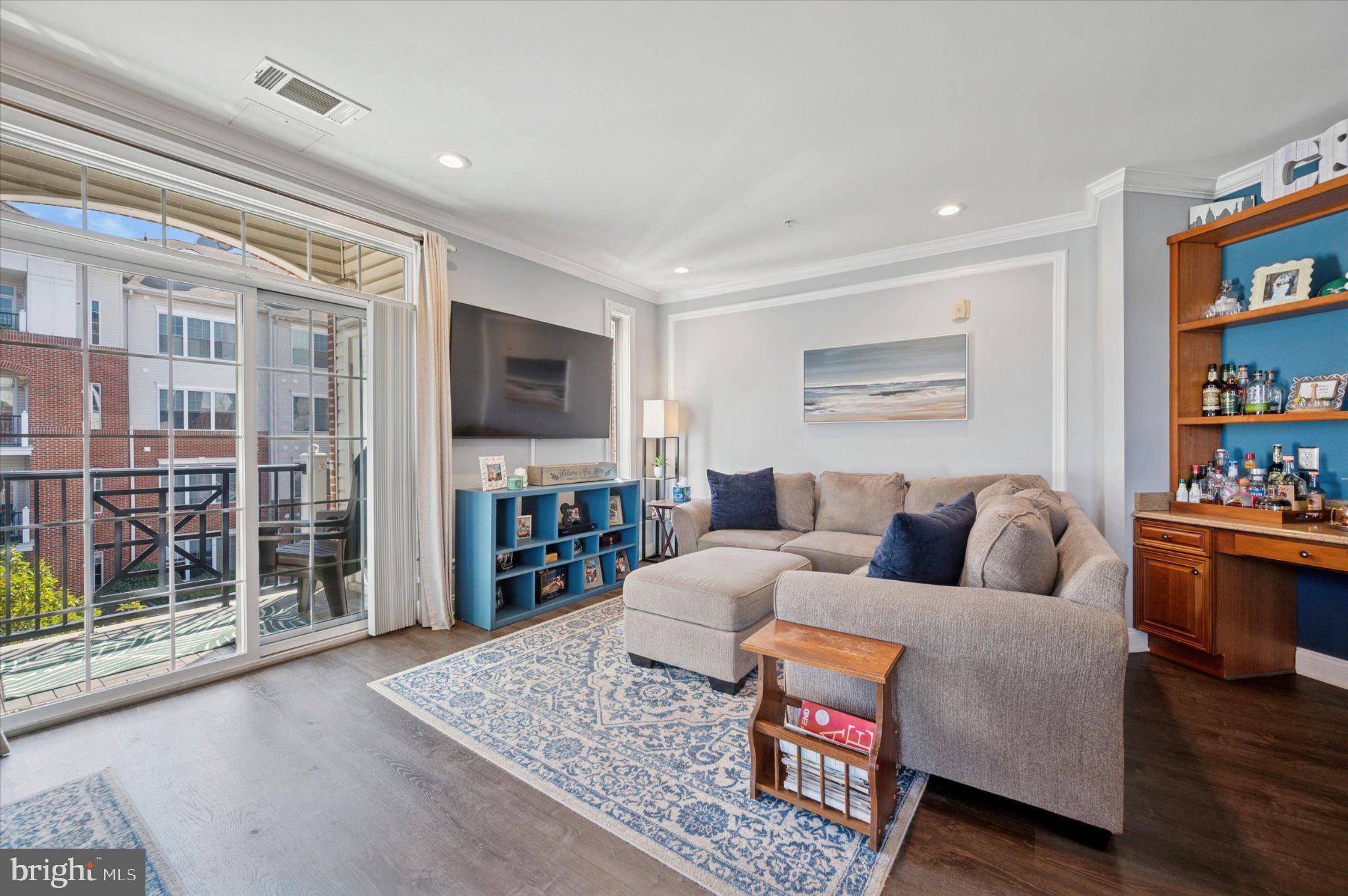 THE GRANDE AT RIVERVIEW - Residential