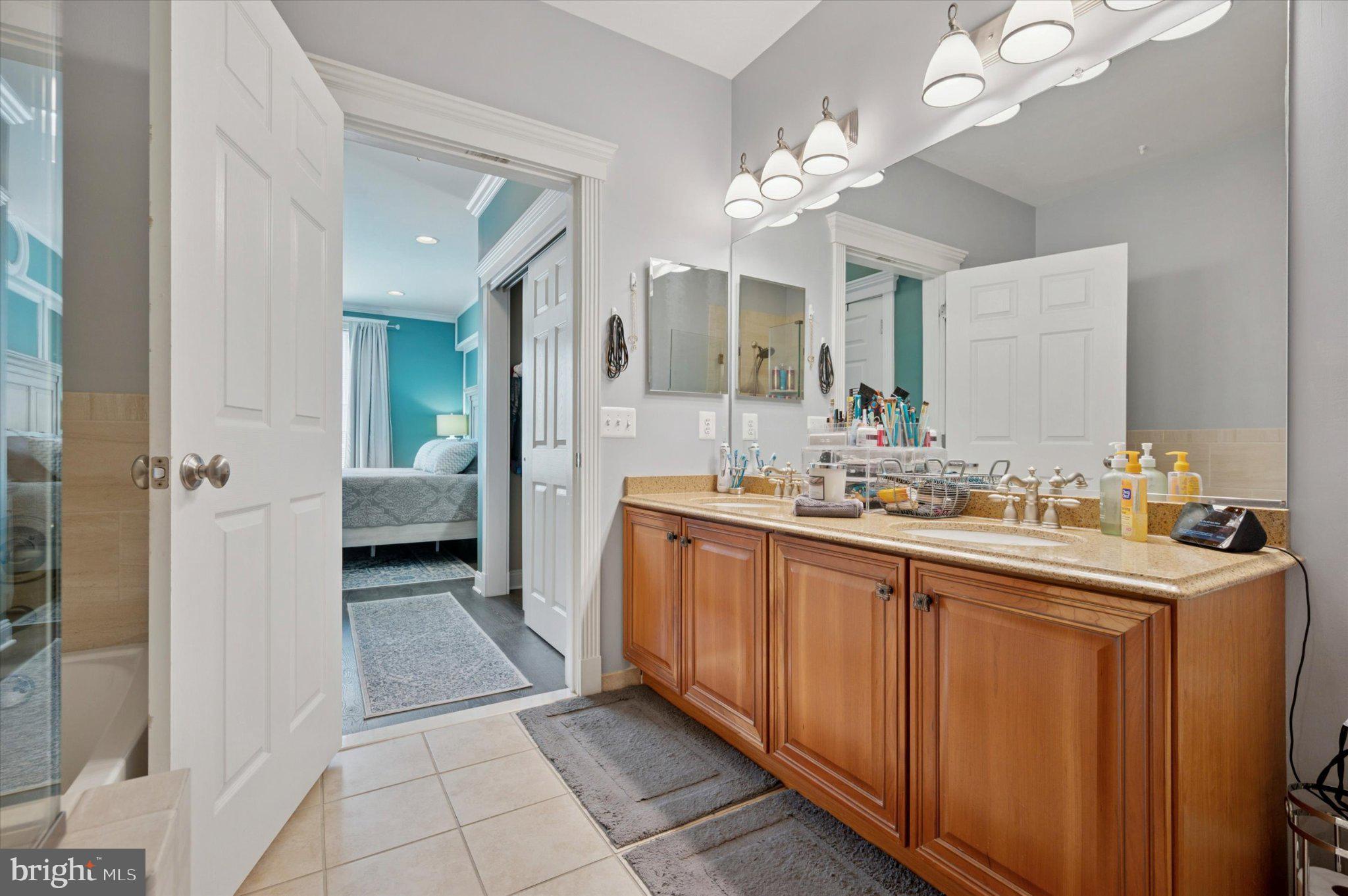 THE GRANDE AT RIVERVIEW - Residential