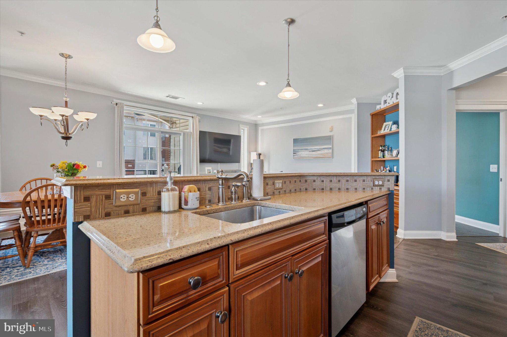 THE GRANDE AT RIVERVIEW - Residential