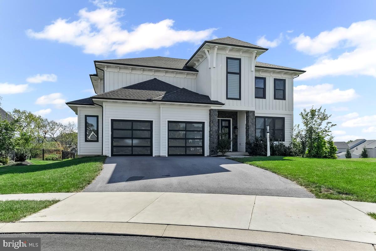 HAYDN MANOR - Residential